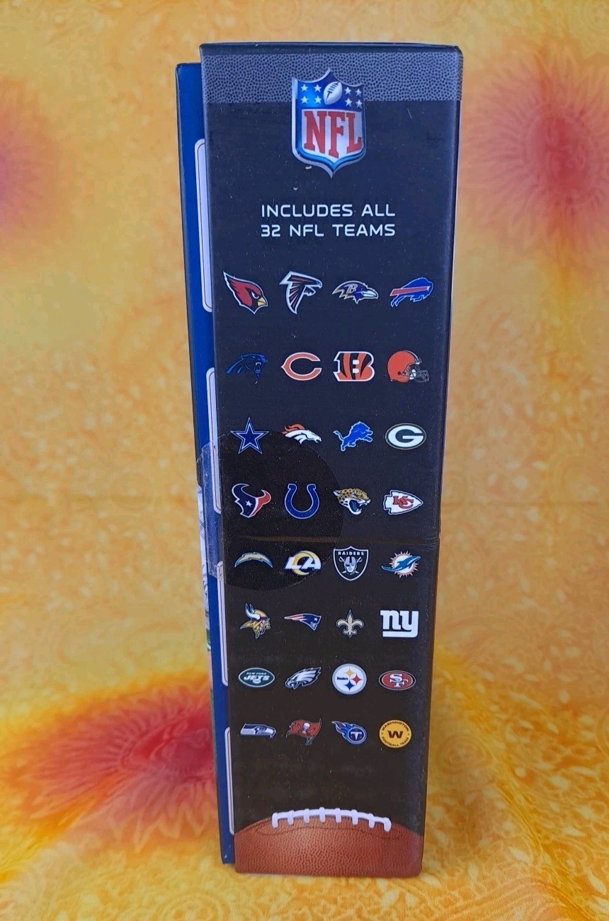 NFL Matching Game – All 32 Teams – 64 Card Memory Game – New Ages 3+