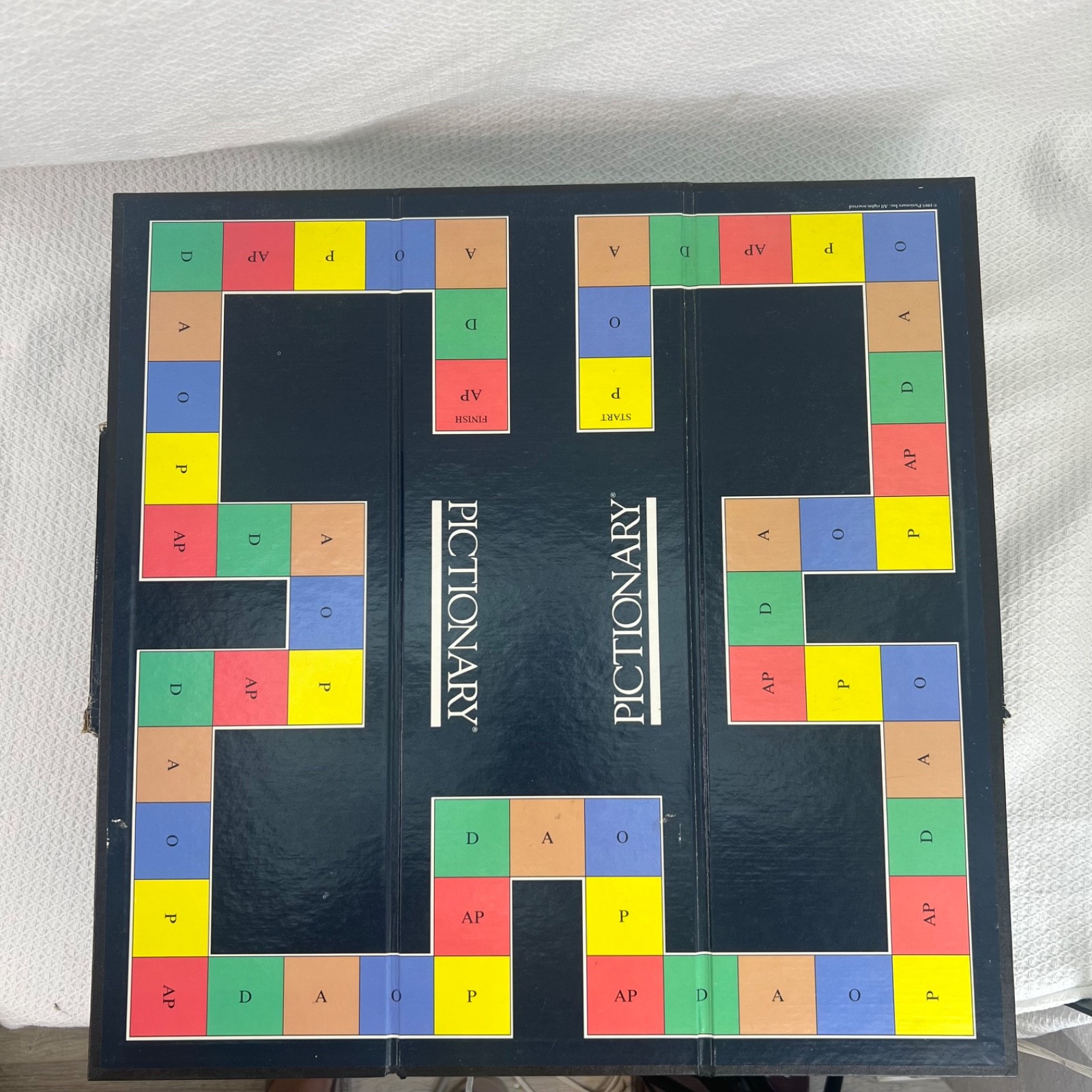 Pictionary First Edition Board Game Complete Vintage 1985 Quick Draw Family Game