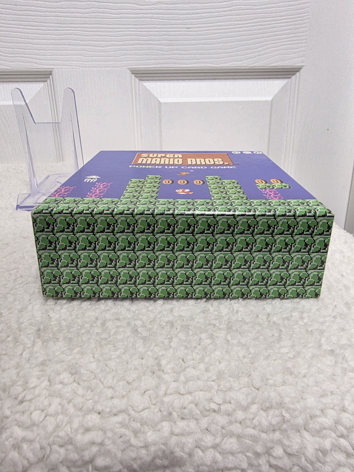 Super Mario Bros. Power Up Card Game, 100% Complete 3-8 players, 2017, Nintendo