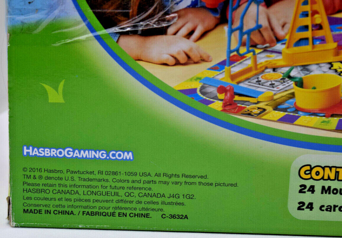 2005 Mouse Trap Board Game by Milton Bradley Complete Open box
