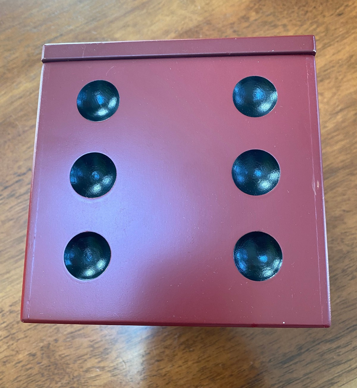 Liar’s Dice – A Classic Bluffing Game – Wood Box – Front Porch Classics 2014