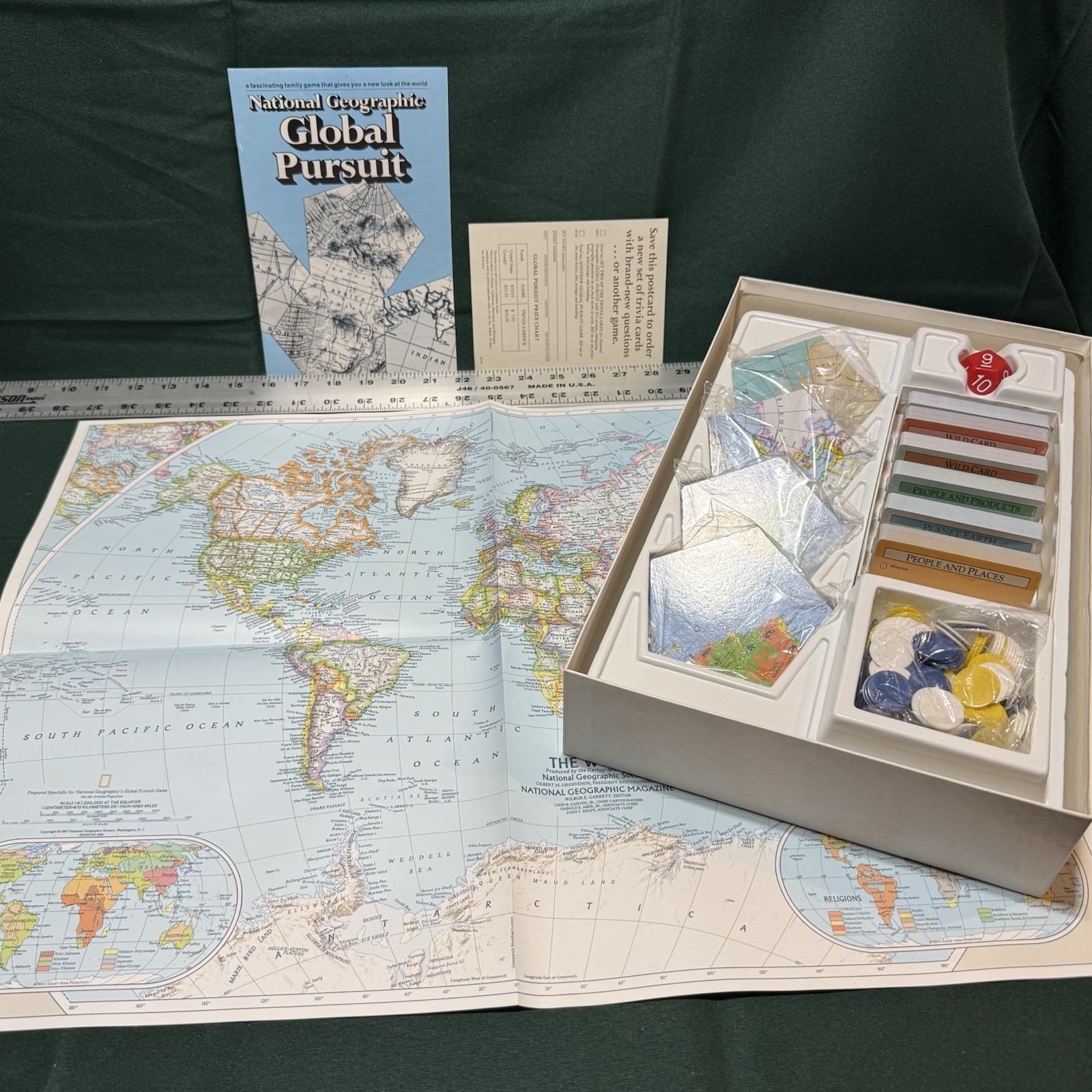 VTG 1987 National Geographic Global Pursuit Game Sealed Contents