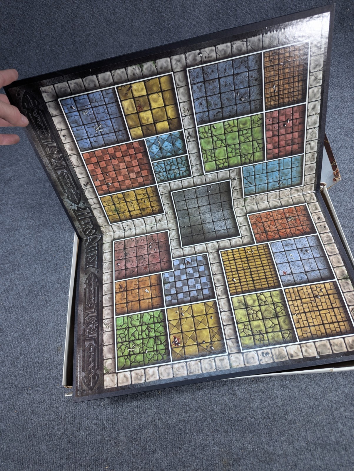 VTG 1990 Hero Quest Game System 90s Role Playing Board HeroQuest TONS OF PIECES