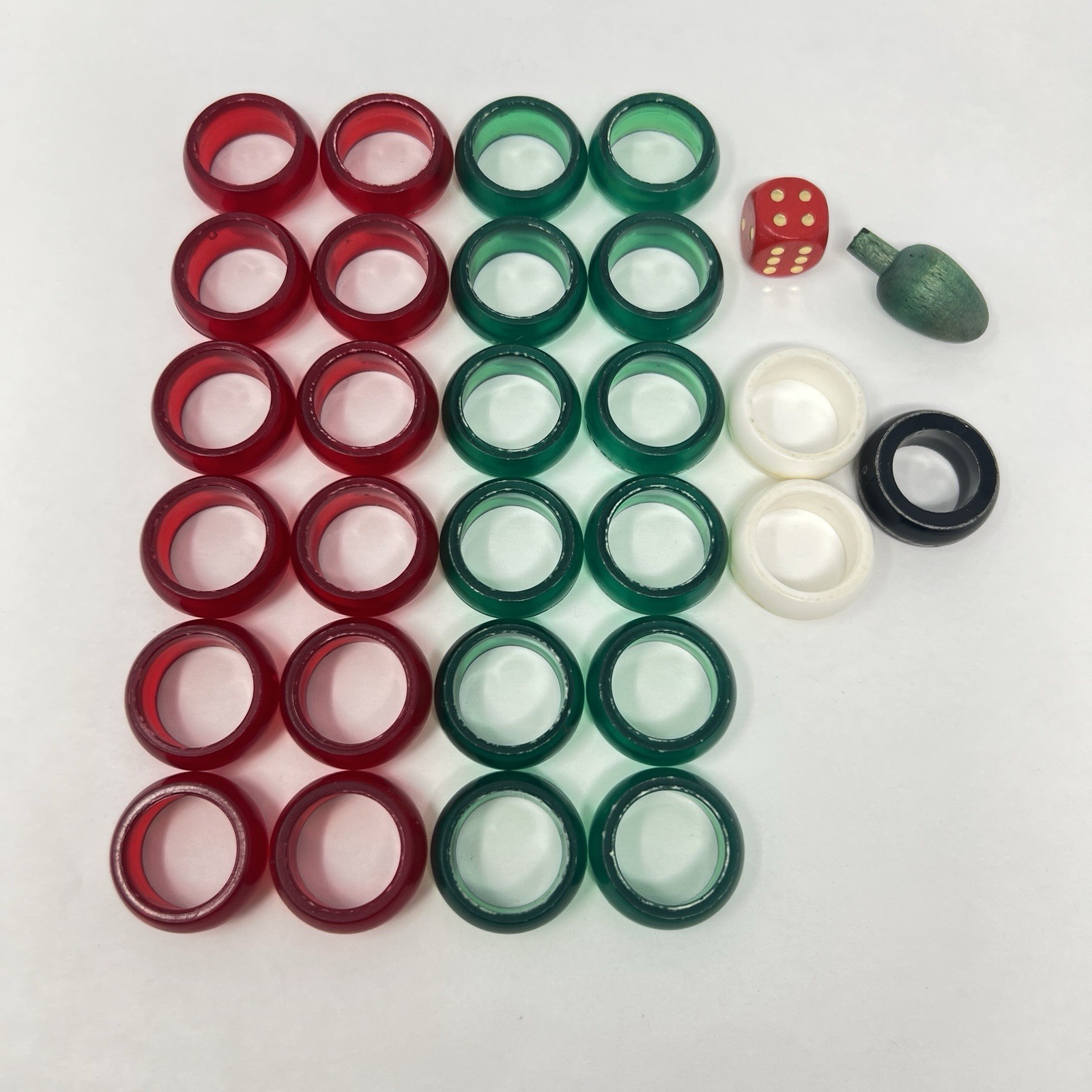 Vintage Carrom Carom Board Game Replacement Game Pieces Lot Of 29