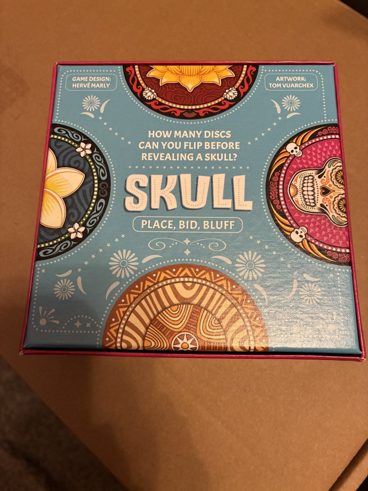 SKULL Bluffing Card Game by Space Cowboys -New/Sealed