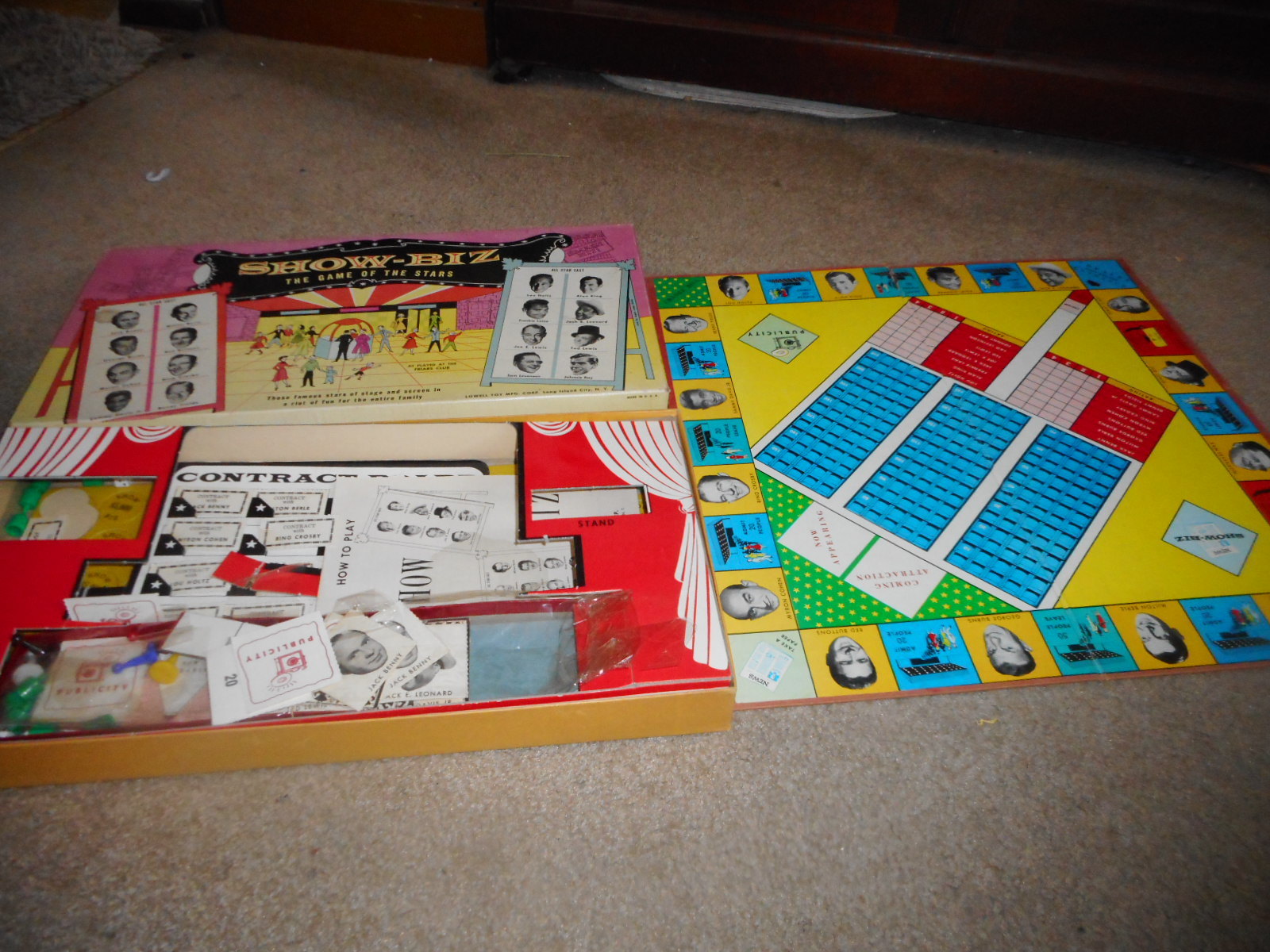Vintage 1950’s Lowell Show-Biz Stars Board Game Crosby Davis Jr. Berle Benny s22