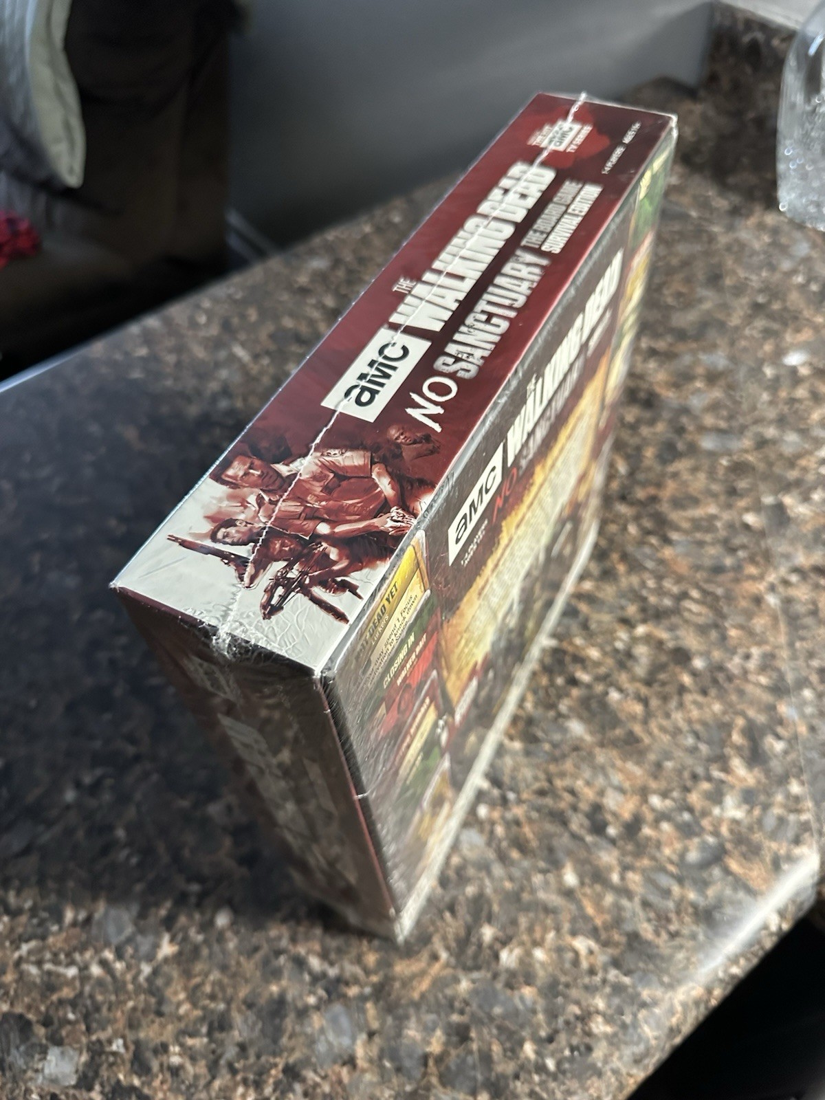 The Walking Dead AMC No Sanctuary Board Game Survival Edition New Sealed