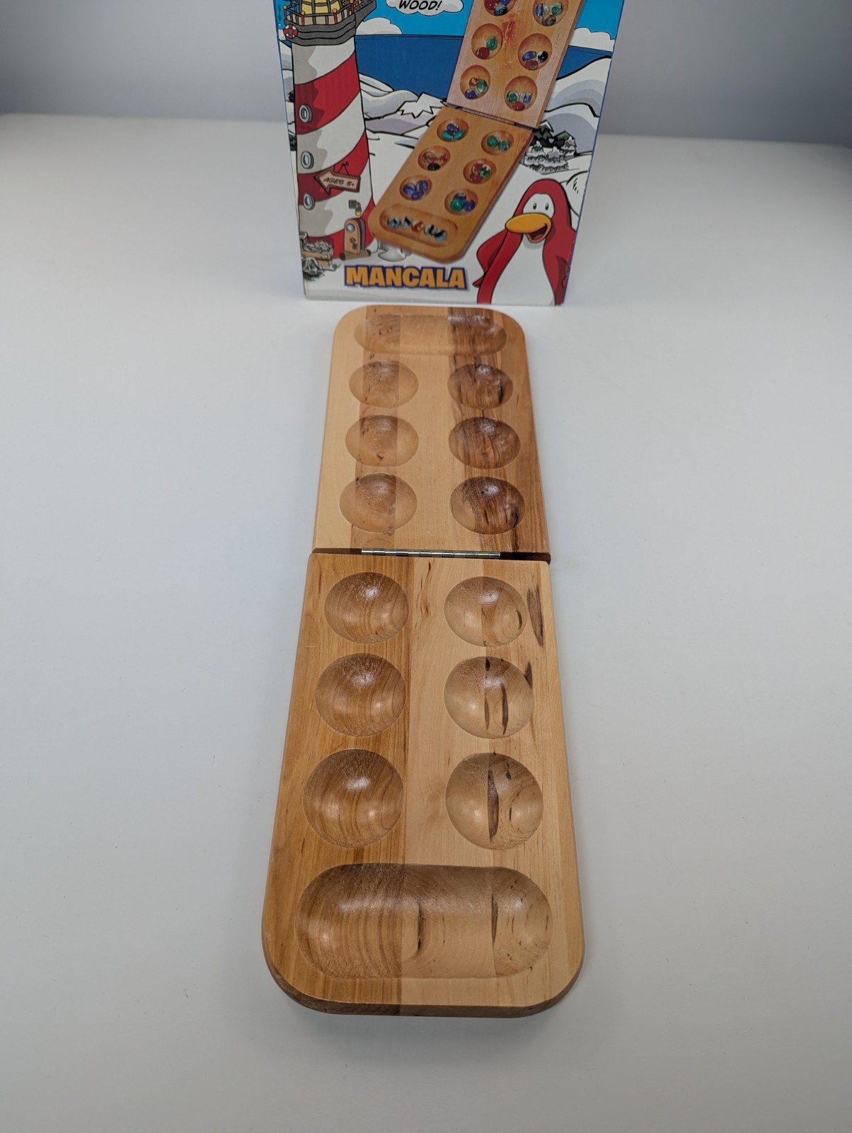 Disney CLUB PENGUIN MANCALA Wooden Board Game 45/48 Clear Stones (INCOMPLETE)