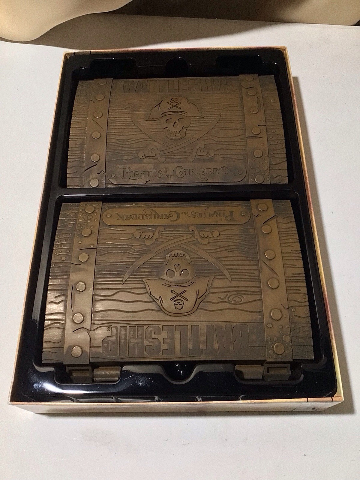 Pirates of the Caribbean Battleship Disney Parks Exclusive Edition 100% COMPLETE
