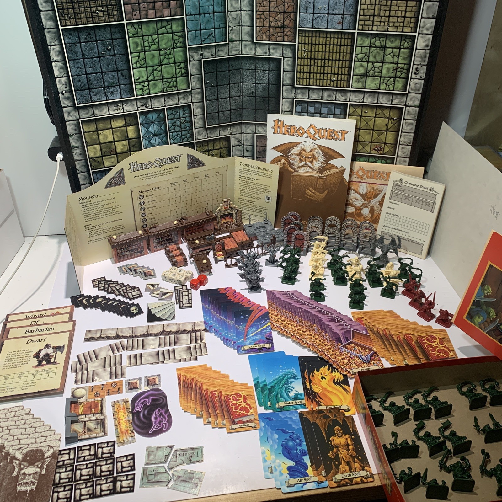MB Hero Quest Board Game 1989-1990 + Kellar’s Keep Near Complete