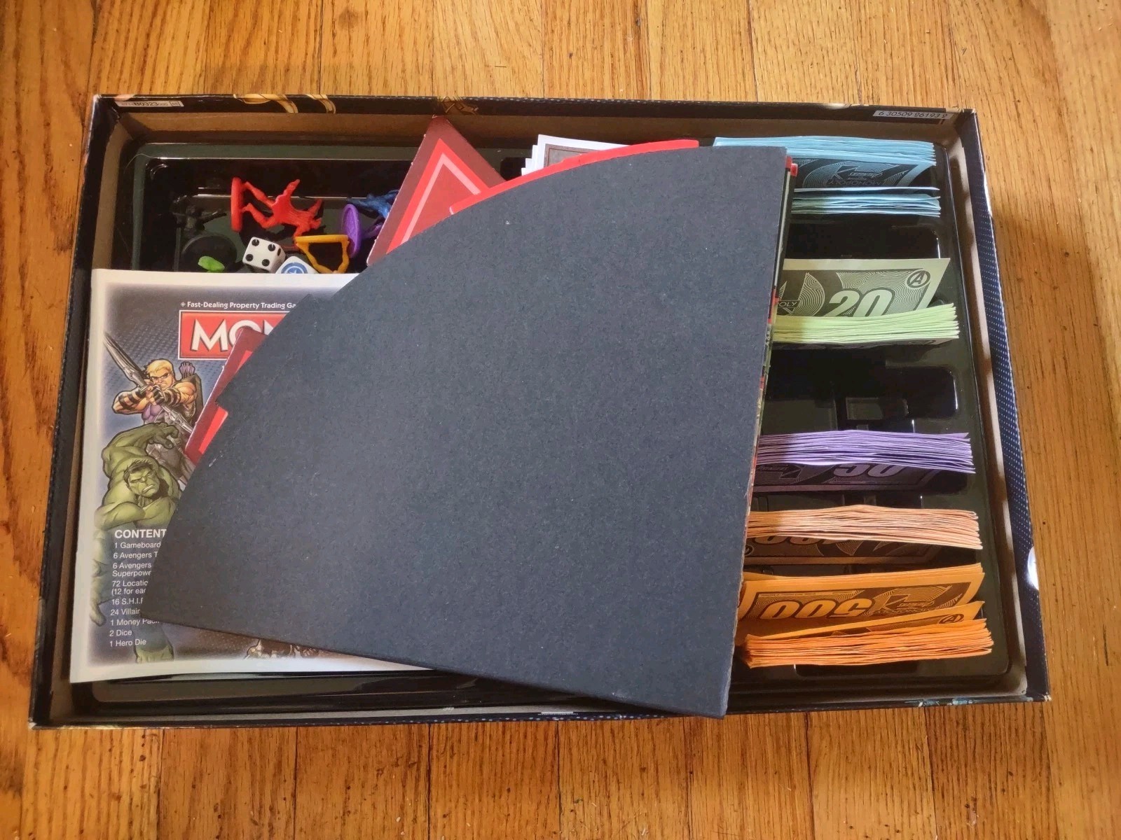 Marvel The Avengers Monopoly Board Game COMPLETE! USAopoly