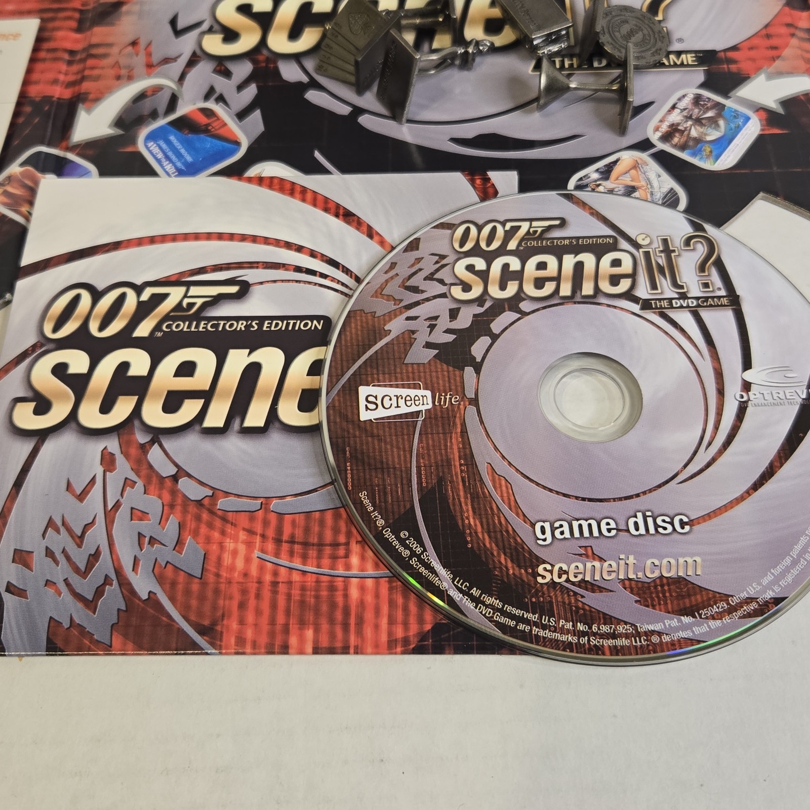 James Bond 007 Scene It? Collector’s Edition in Tin w/Deck of Cards **COMPLETE**