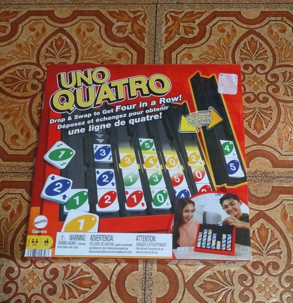 UNO QUATRO Board Game 100% COMPLETE 2022
