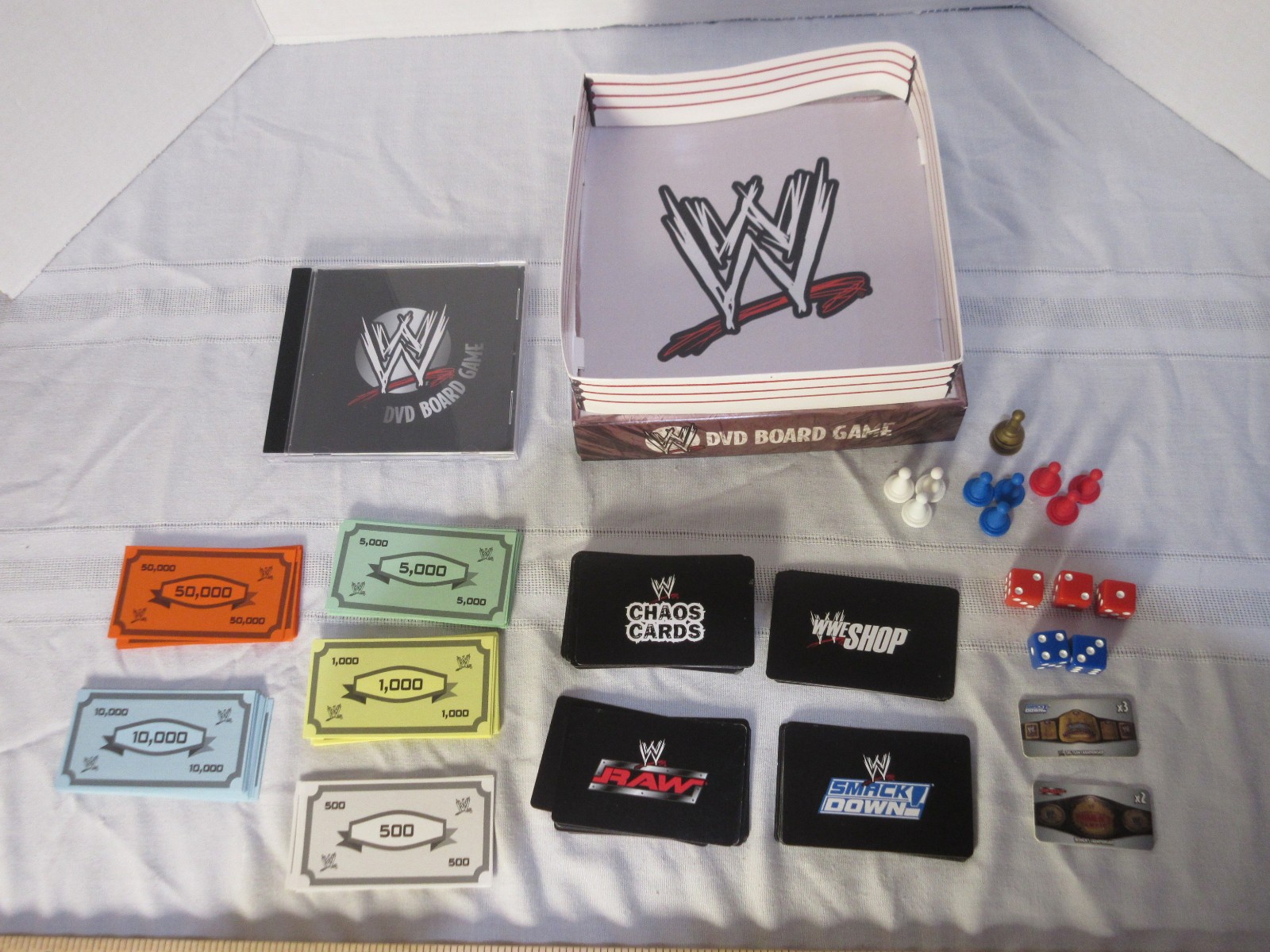 Rare 2005 World Wrestling Entertainment WWE Smack Down VS Raw DVD Board Game