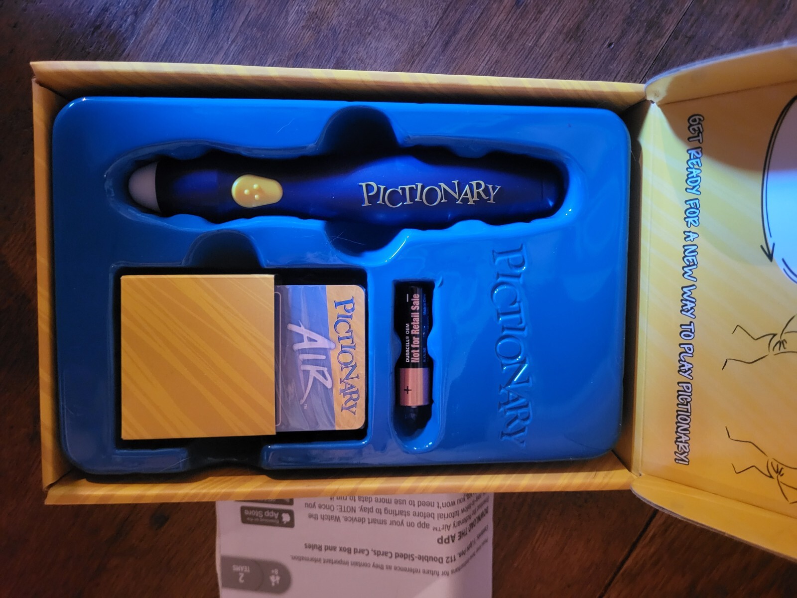 PICTIONARY AIR Family Drawing Game – NEW IN BOX – App Smart Device Mobile