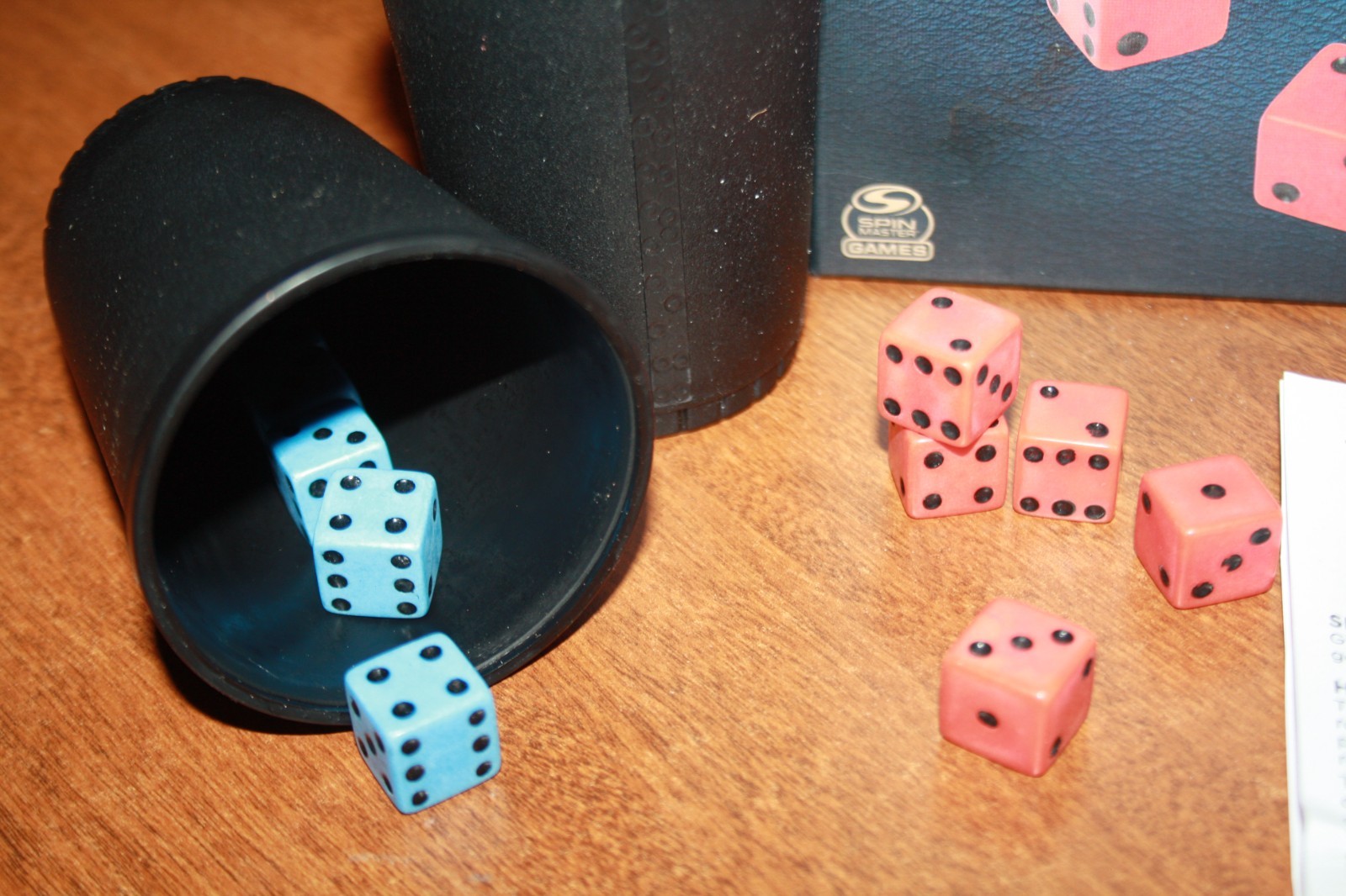 Liars Dice Game Gallery – Spin Master 2021