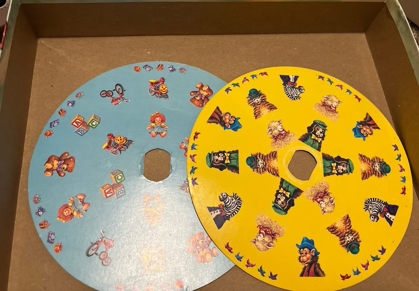 Vintage 1990- Milton Bradley MEMORY Spin & Match Game!