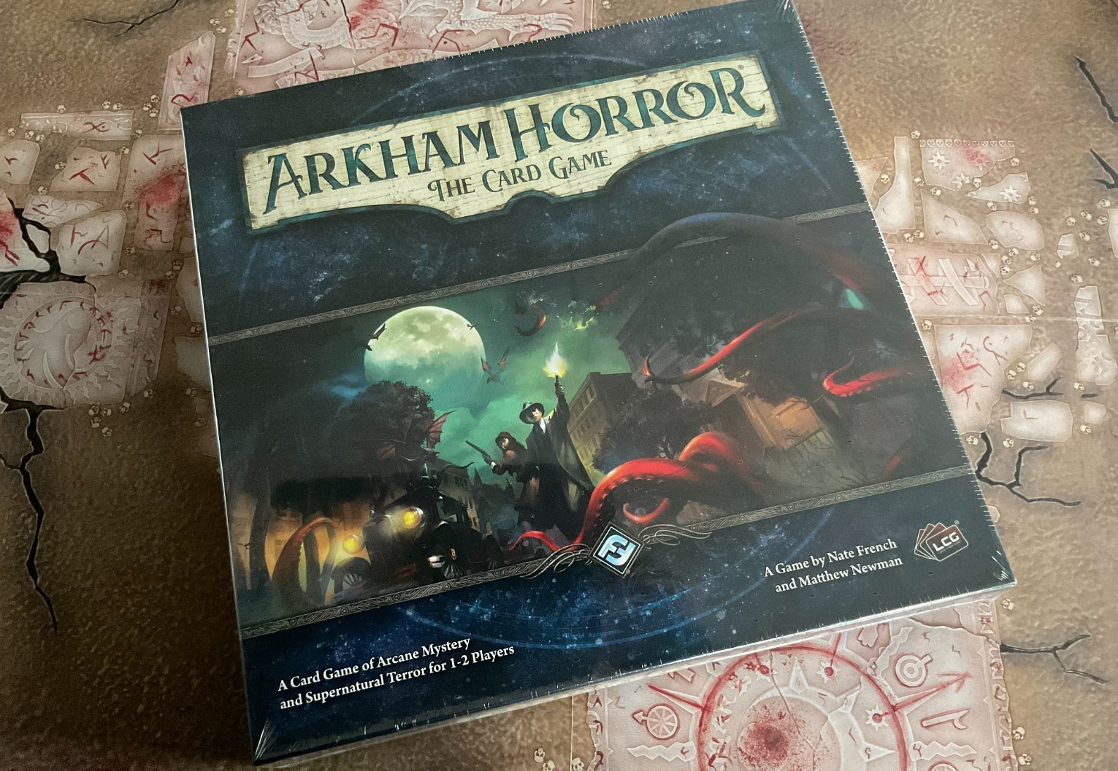 FFG Fantasy Flight Games AHC01 Arkham Horror the Card Game new in shrink sealed