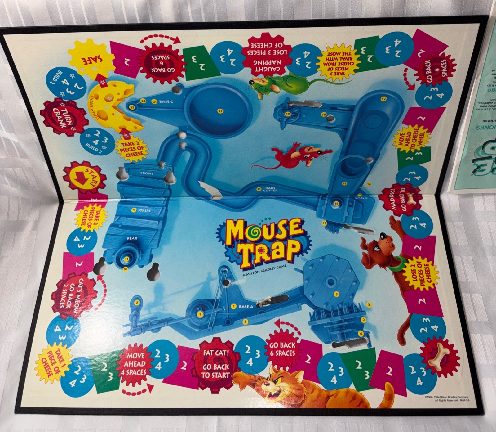 VINTAGE Mouse Trap COMPLETE Milton Bradley 1994 Classic Board Game Kids Family