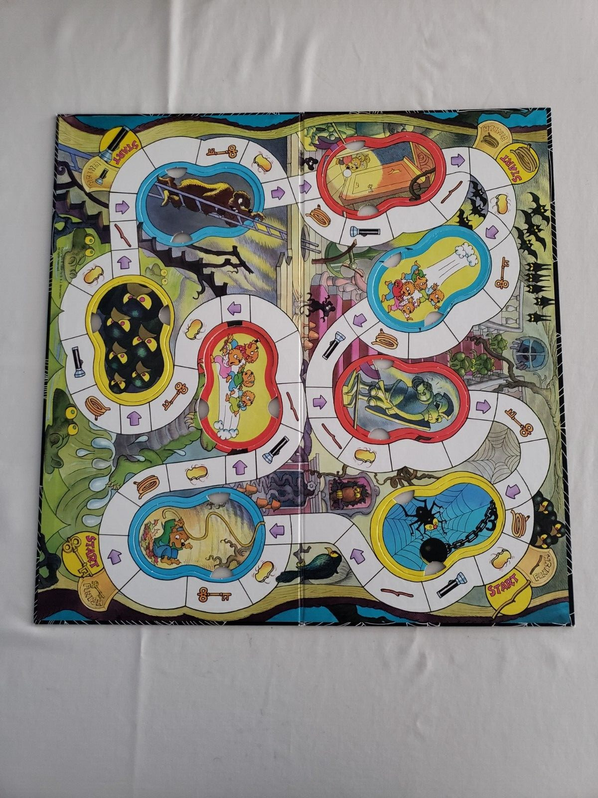 The Berenstain Bears Spooky Old Tree Board Game 1989 RARE Random House Family