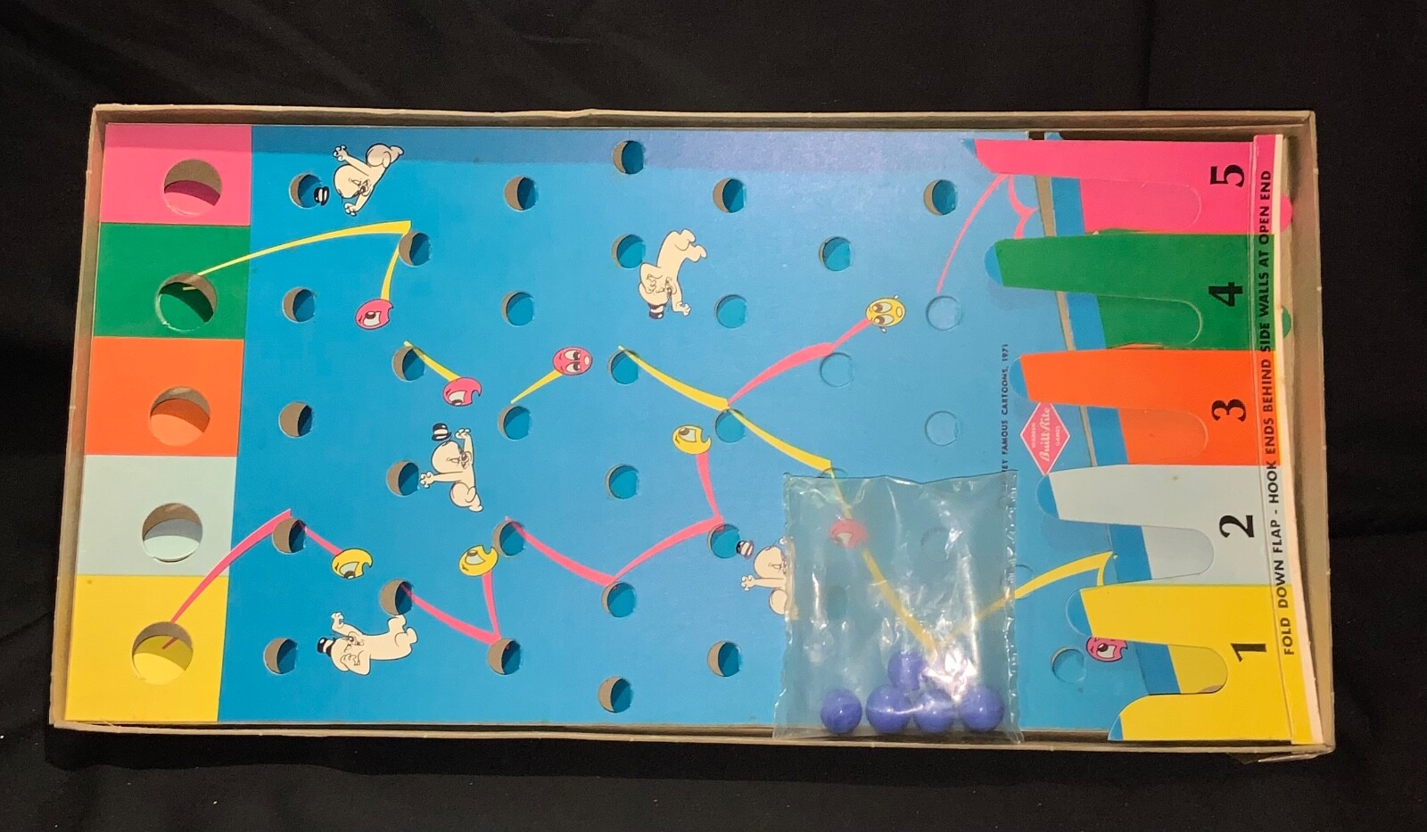 VINTAGE! WARREN BLUE RIBBON GAME – ‘SPOOKY TUFF LITTLE GHOST’ MARBLE MAZE GAME