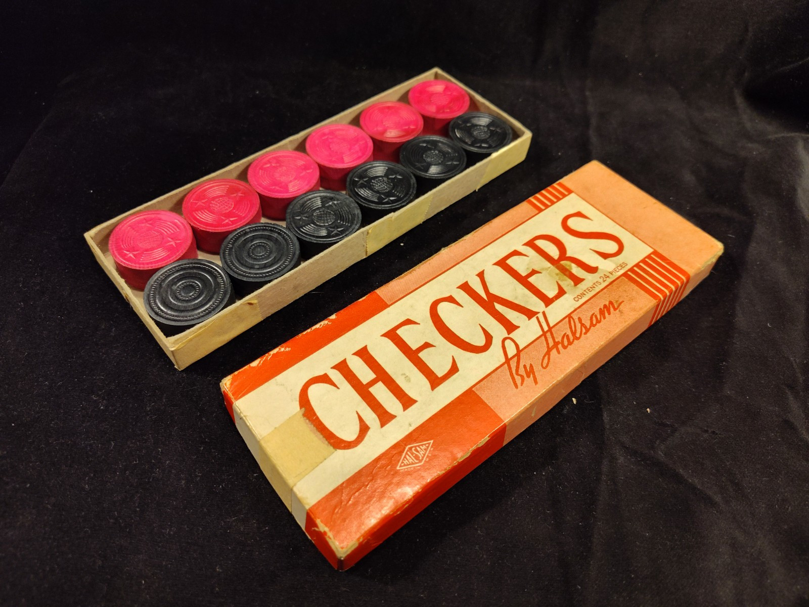Vintage Halsam Checkers with Original Box Magenta Black 1940s
