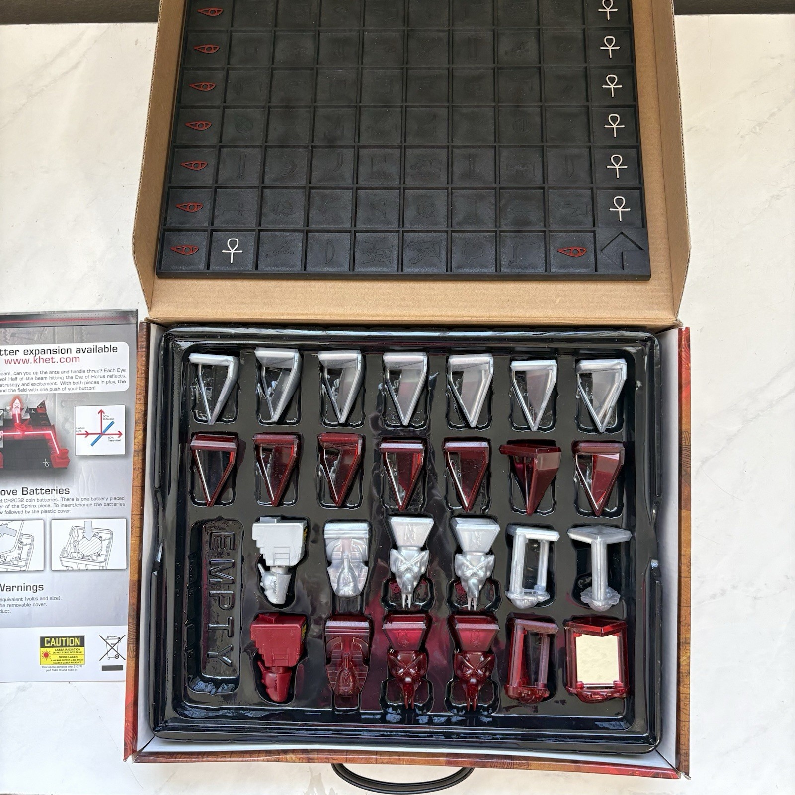 LASER Board Game Khet 2.0 Strategy MensaSelect Toy of the Year Complete Open Box