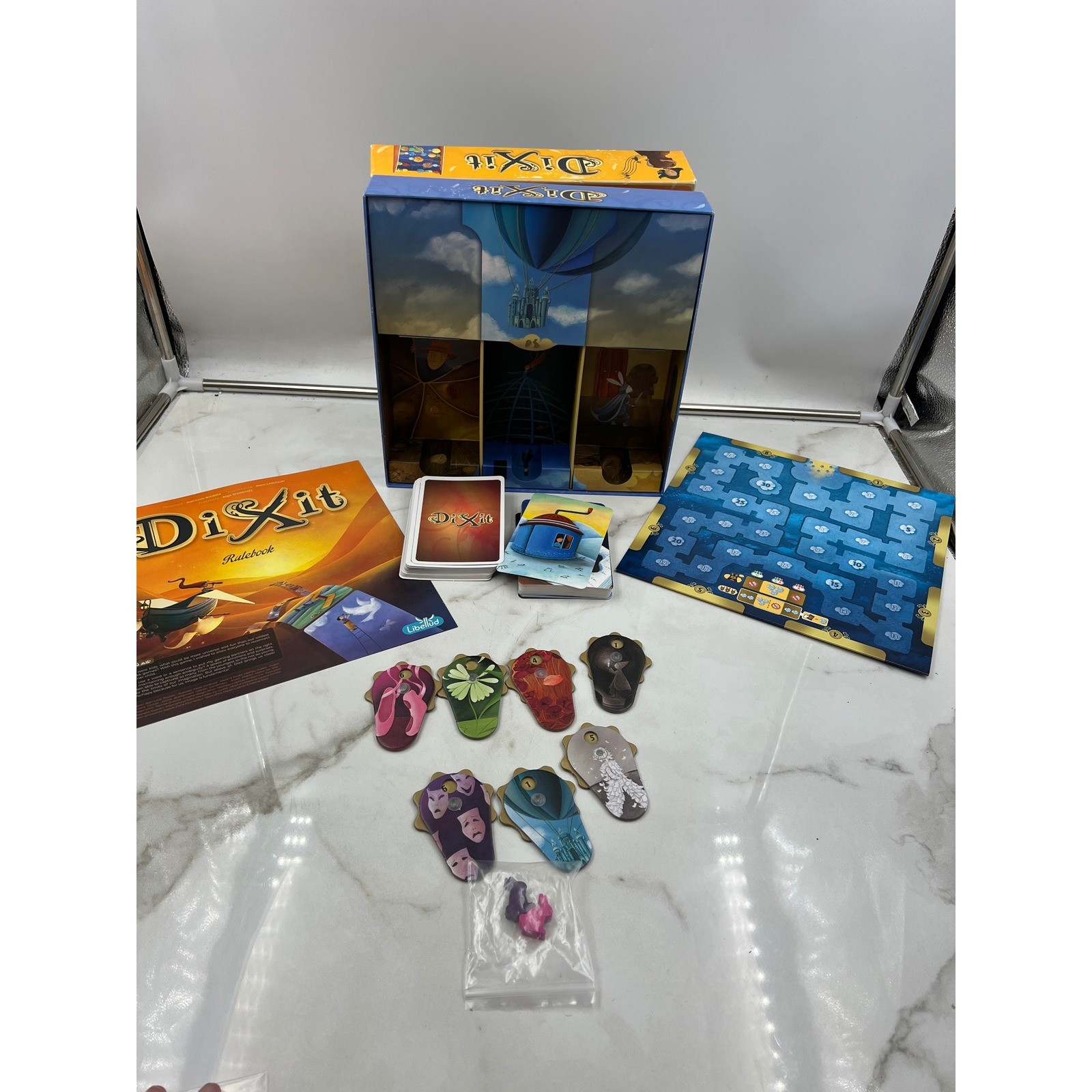 Dixit Board Game Libellud Storytelling Family Strategy Game 3-8 Players 84 Cards