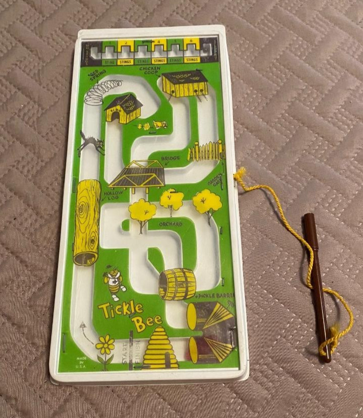 1950s SCHAPER Vintage CHILDS GAME – TICKLE BEE – Original Box