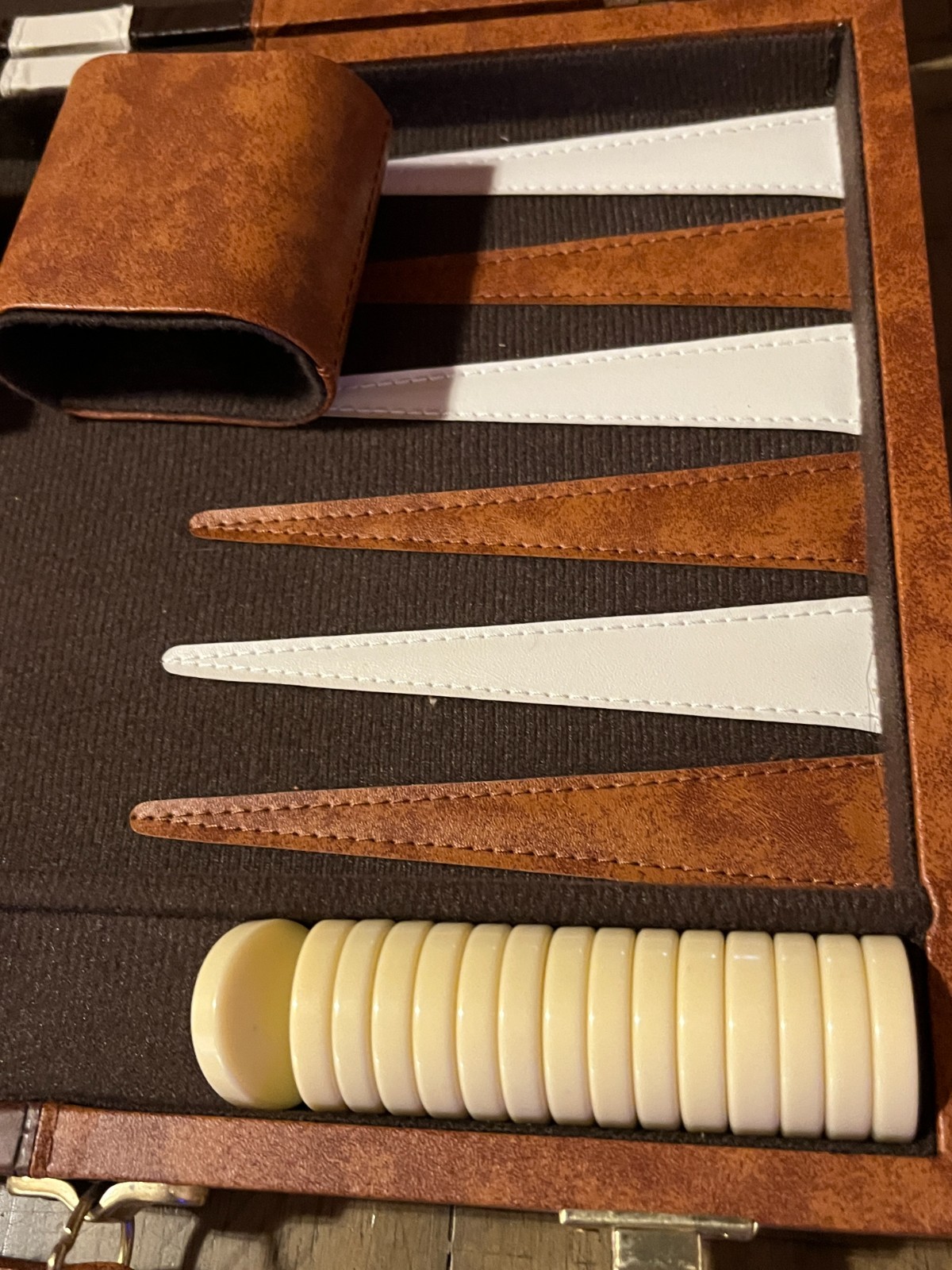 Vintage Backgammon Game in Case Set 15×19″ Complete Brown Tan White