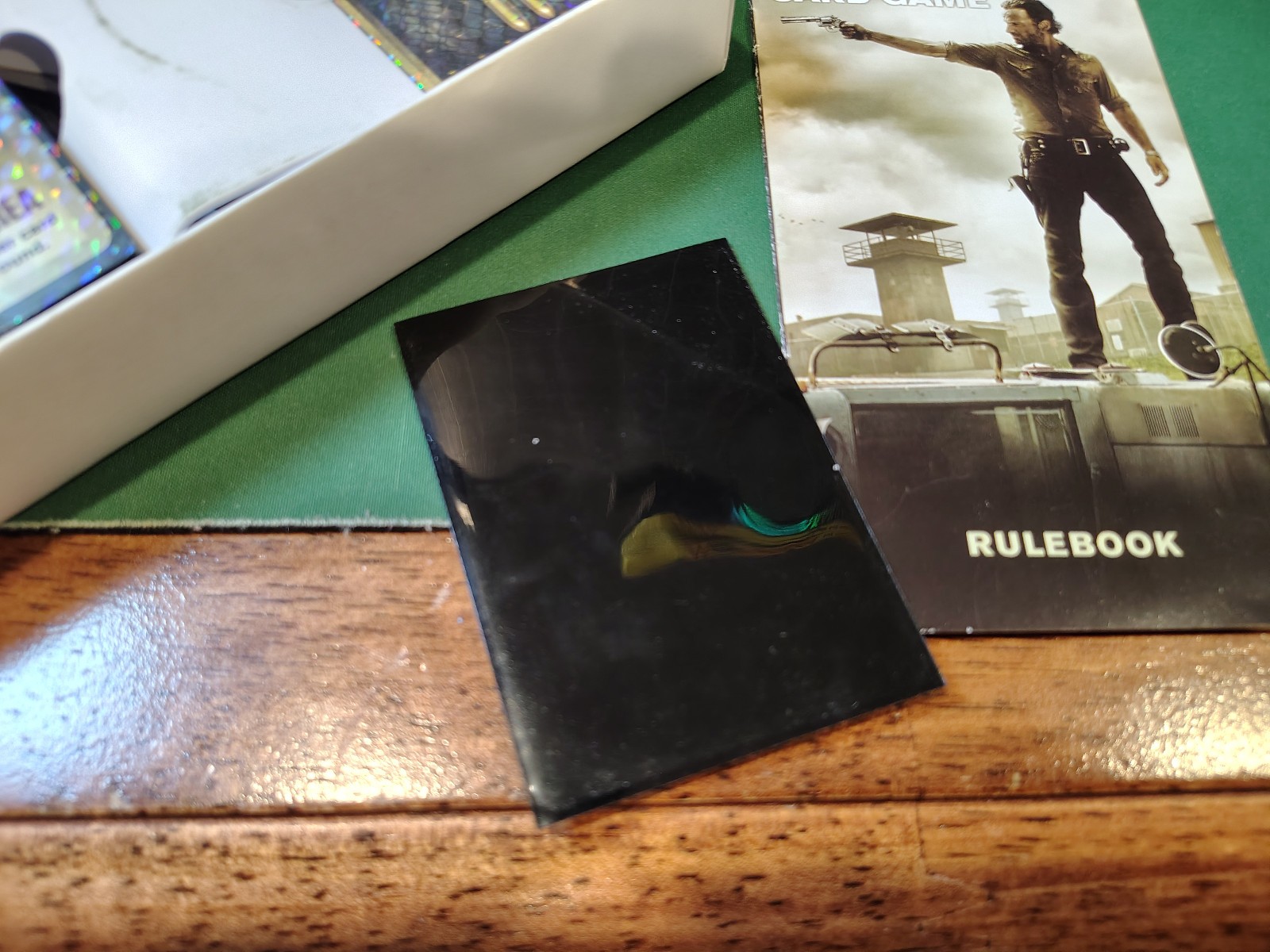 AMC The Walking Dead Card Game COMPLETE w/ Card Sleeves 🤓