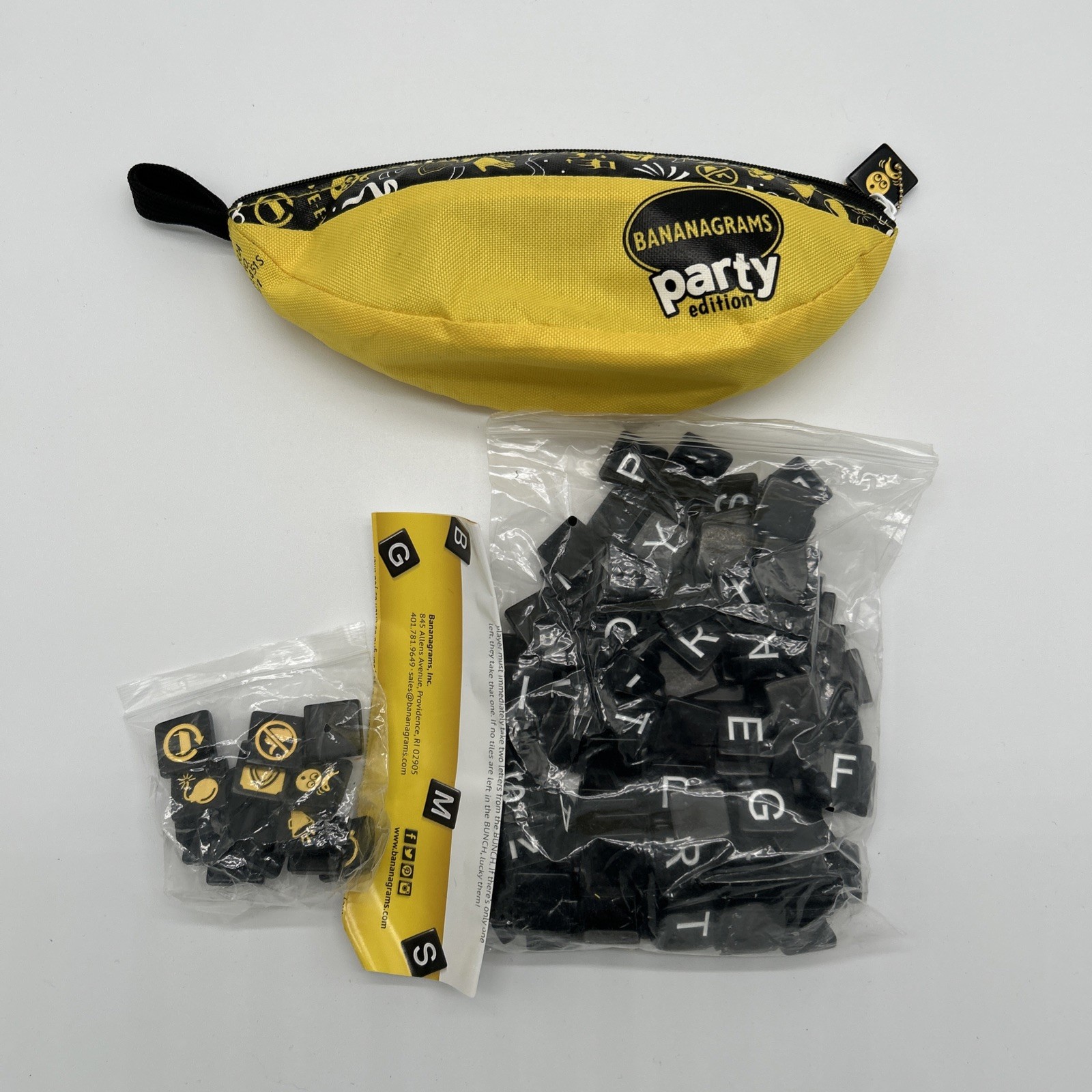 Bananagrams Party Edition, Mix In The Chaos, Stir Up The Fun, Game 10+, Complete