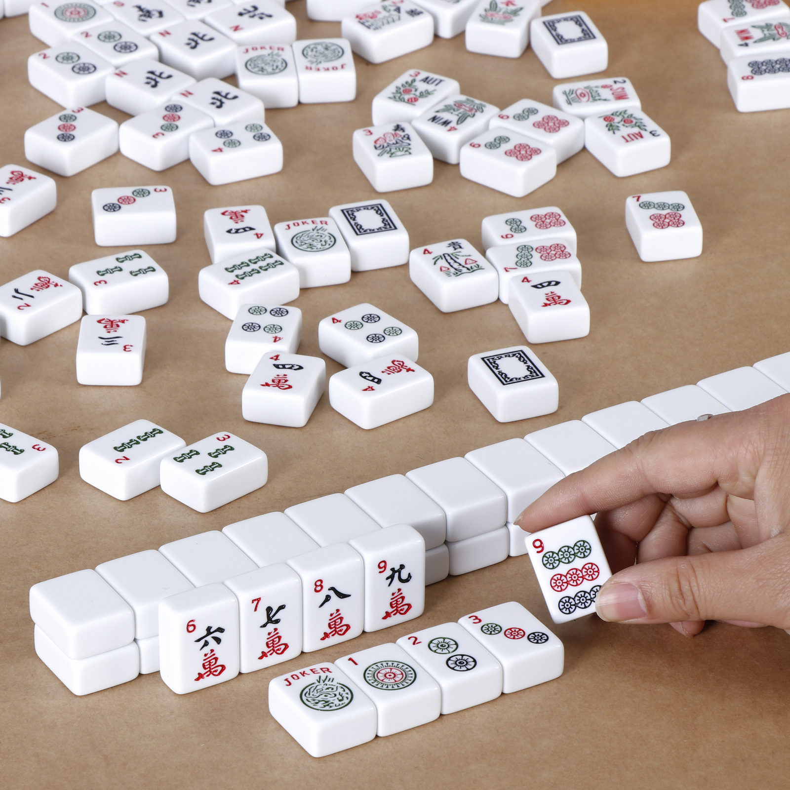 American Mahjong Set 166 Tiles 4 Color Complete Mah Jong Set Racks/Pushers w/Bag