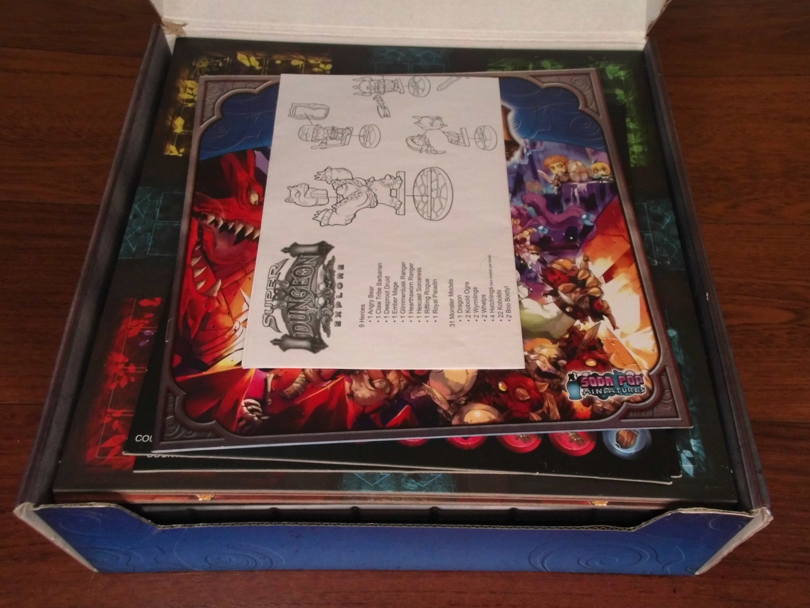 Super Dungeon Explore Core Set Complete Sealed Miniatures Unpunched Box Damage