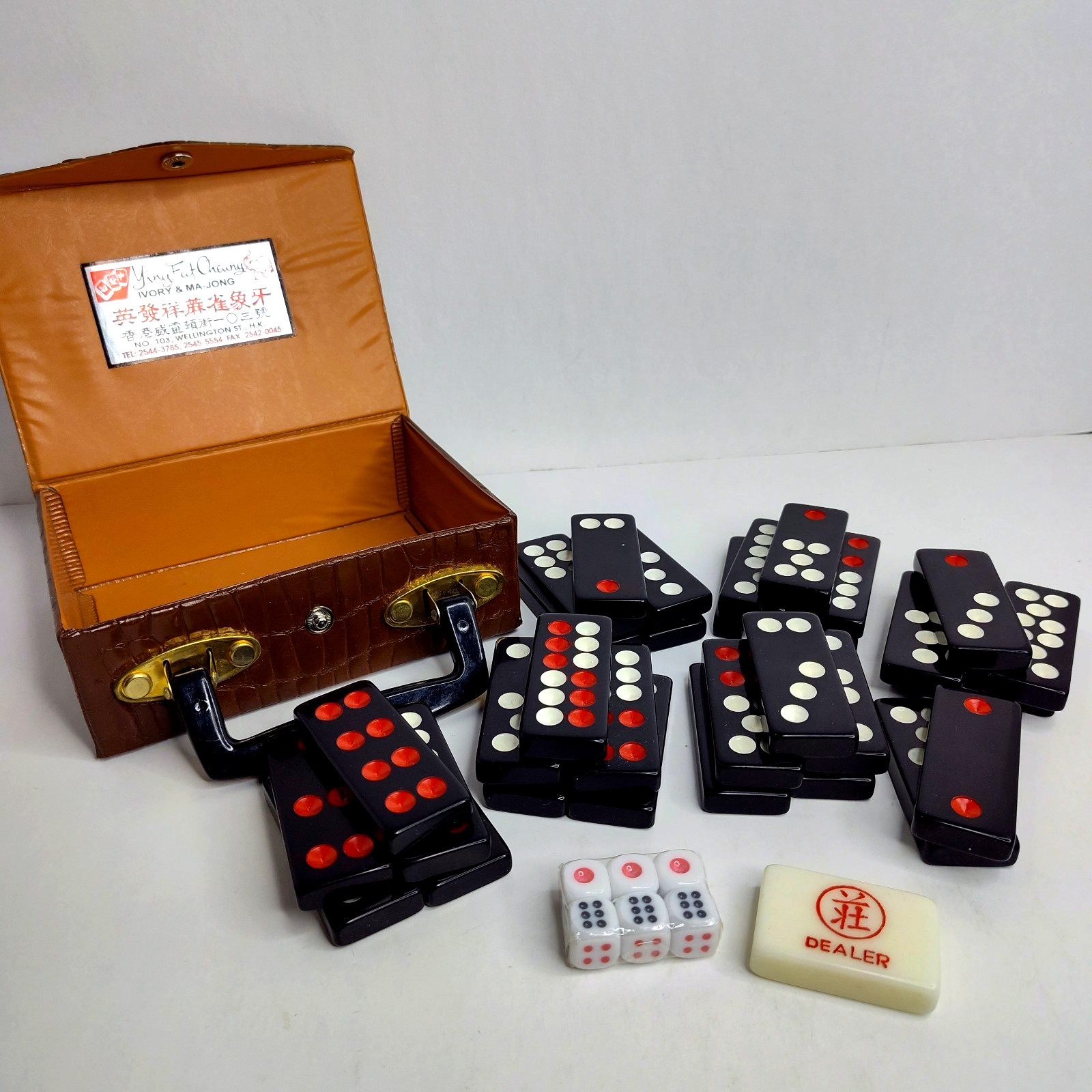Ying Fat Cheung Pai Gow Domino Set Hong Kong in Case Vintage