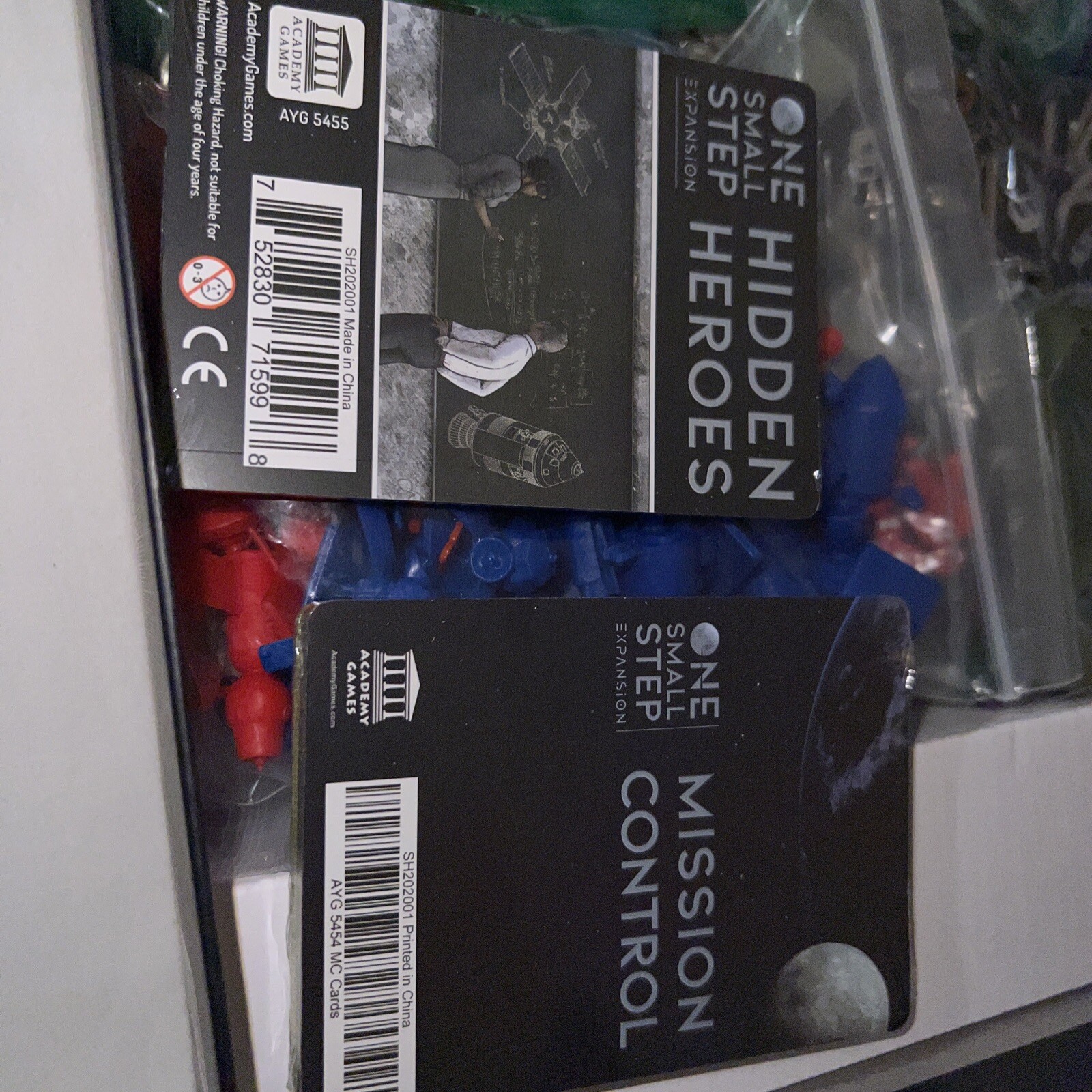 ONE SMALL STEP Board Game – Academy Games Open Box