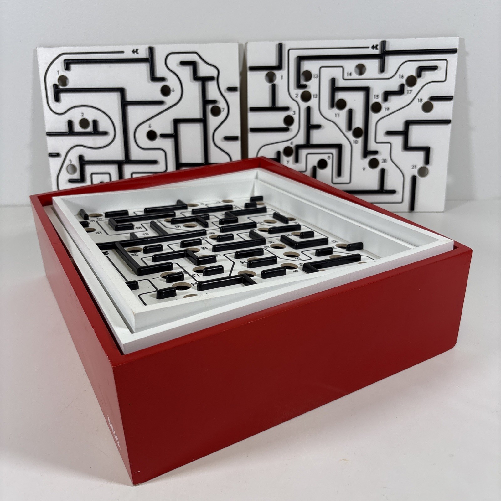 Brio Labyrinth Game Tilt Maze Red Wooden #34020 2006 – No Steel Balls – 3-Board