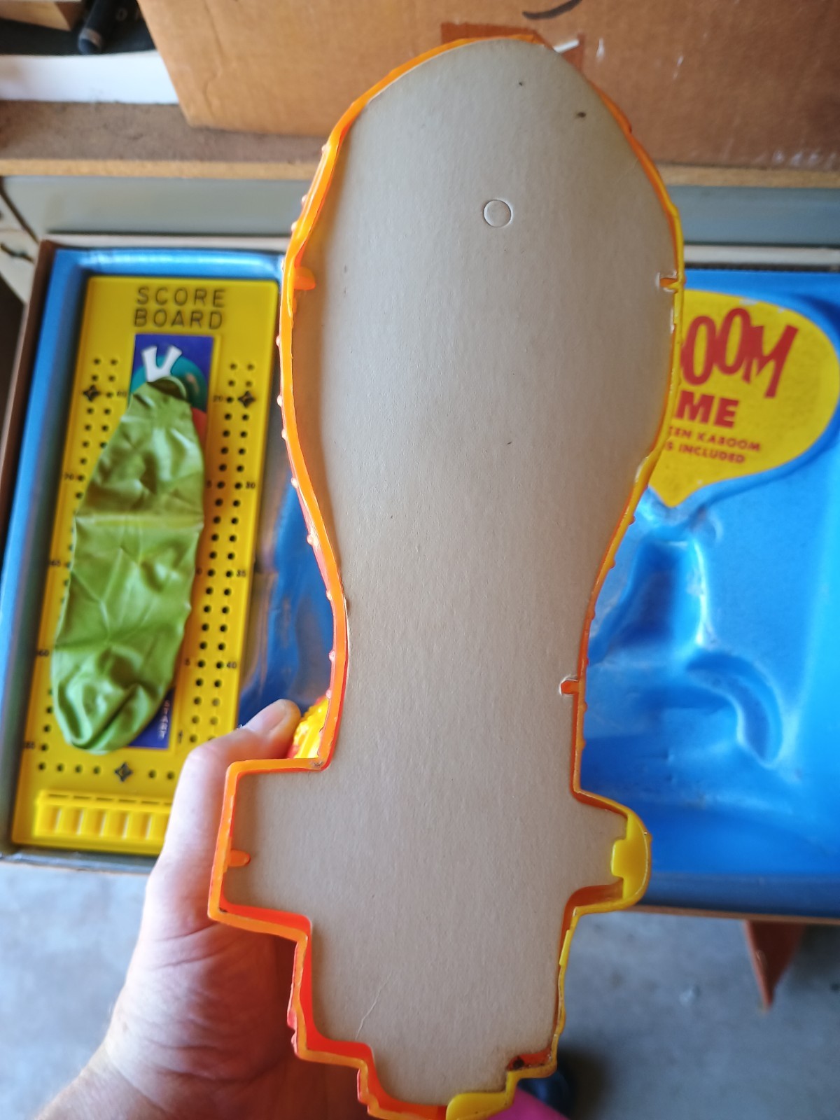 Vintage KABOOM- Balloon Busting game 1965 – Ideal – Missing Pegs w/ 1 Balloon
