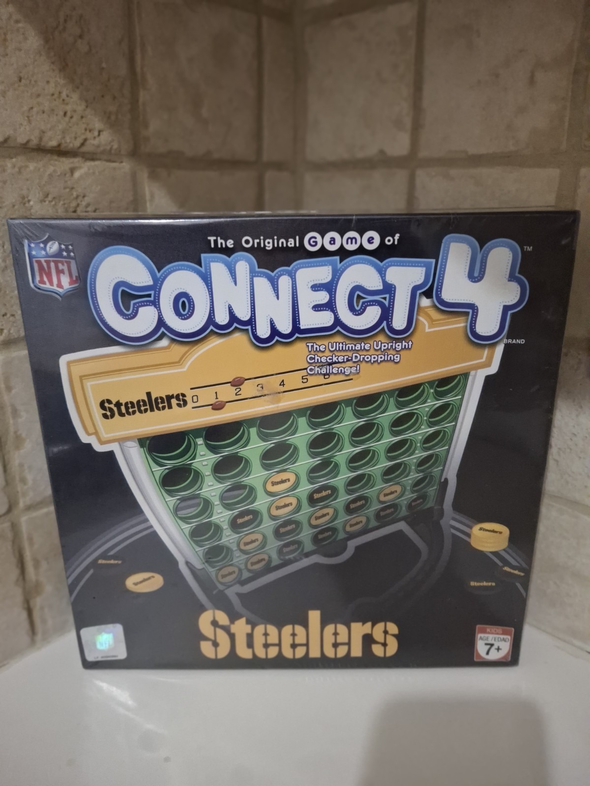 NFL Connect 4 Football Pittsburgh Steelers Family Game NEW RARE