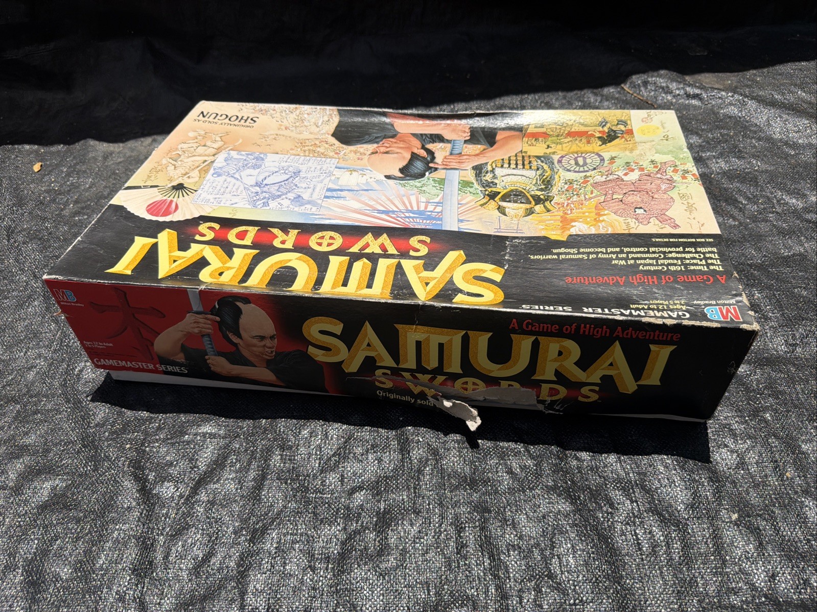 SAMURAI SWORDS Milton Bradley Board Game 4720 Sealed Parts Open Box