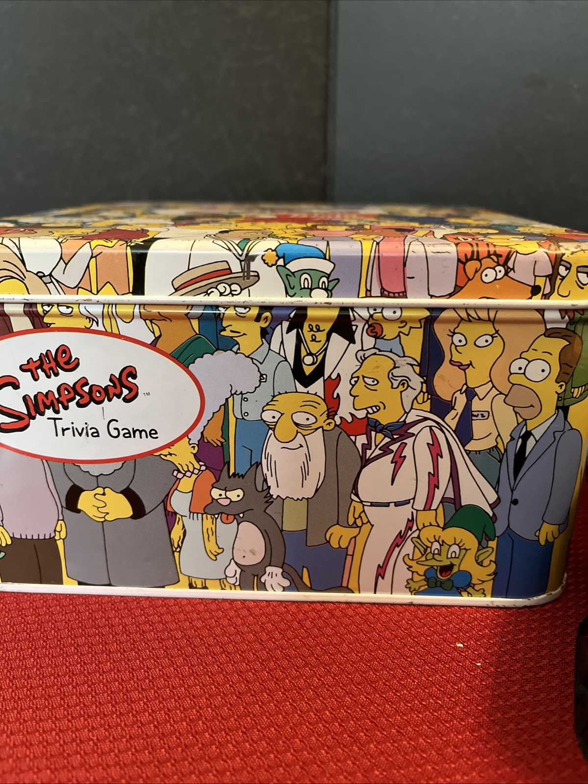 2000 The Simpsons Trivia Game in Collector Tin Complete