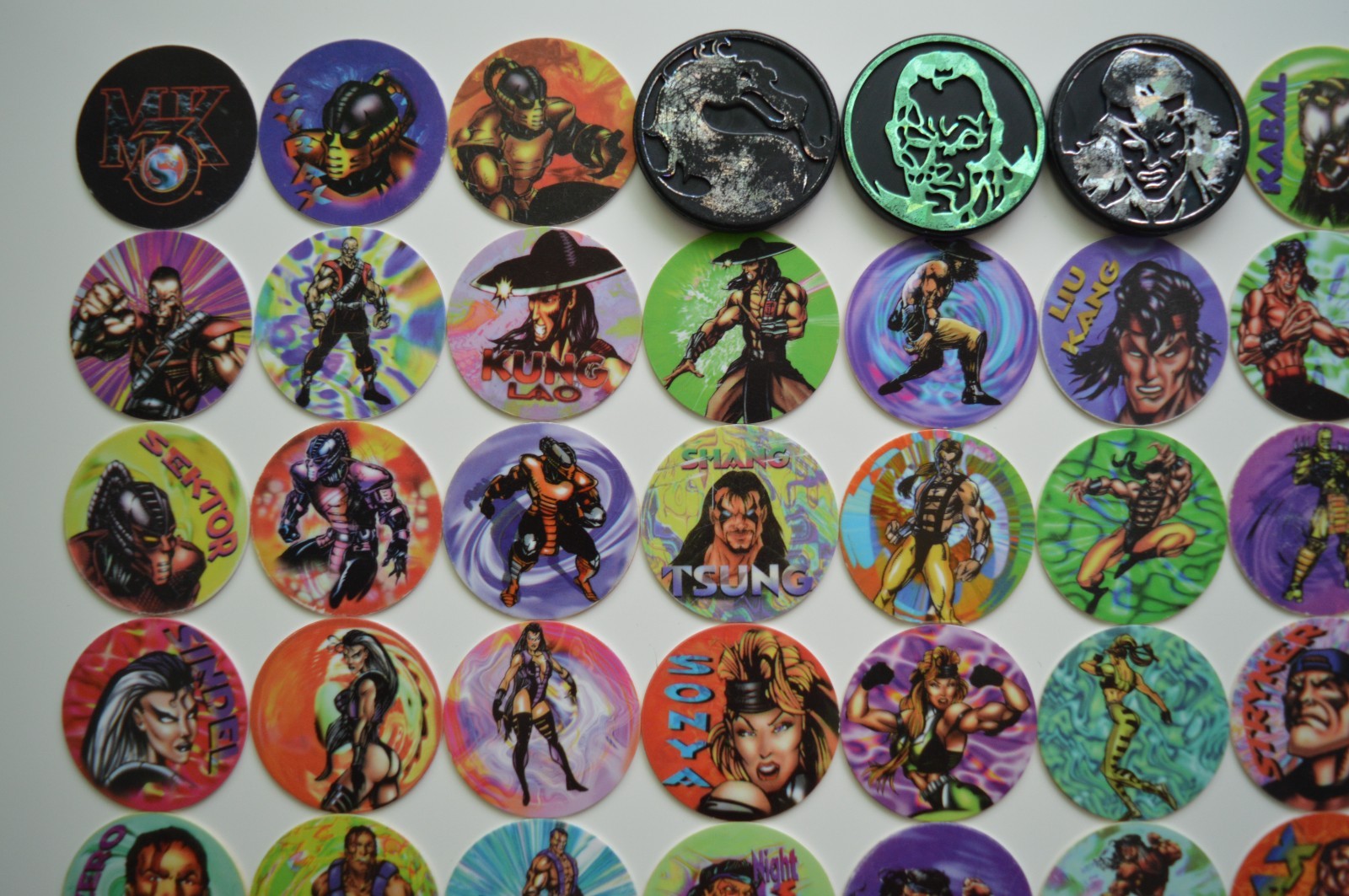 1995 Mortal Kombat Dunkin Tazos /1992 Mortal Kombat Midway 2 Series Pogs 12/13+