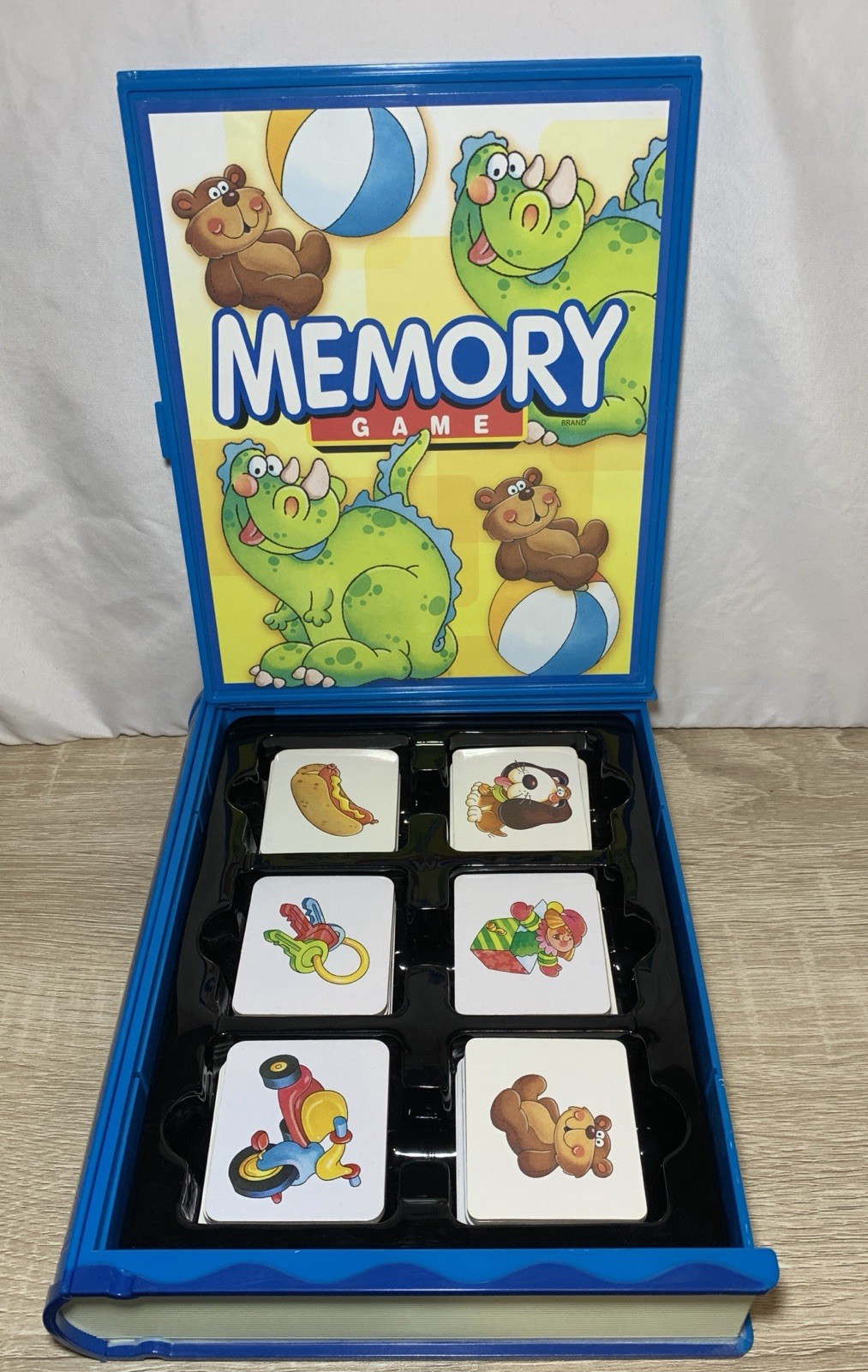 Vintage 2005 Milton Bradley Original Memory Game Bookshelf Case 68/72 Cards READ