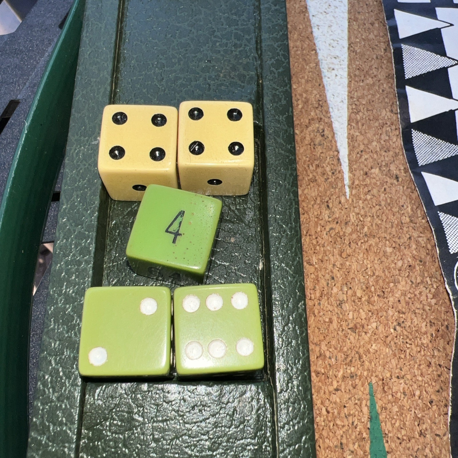 Vintage All-Mart Backgammon Set Bakelite/Catalin Green Swirl – Case Cork Board