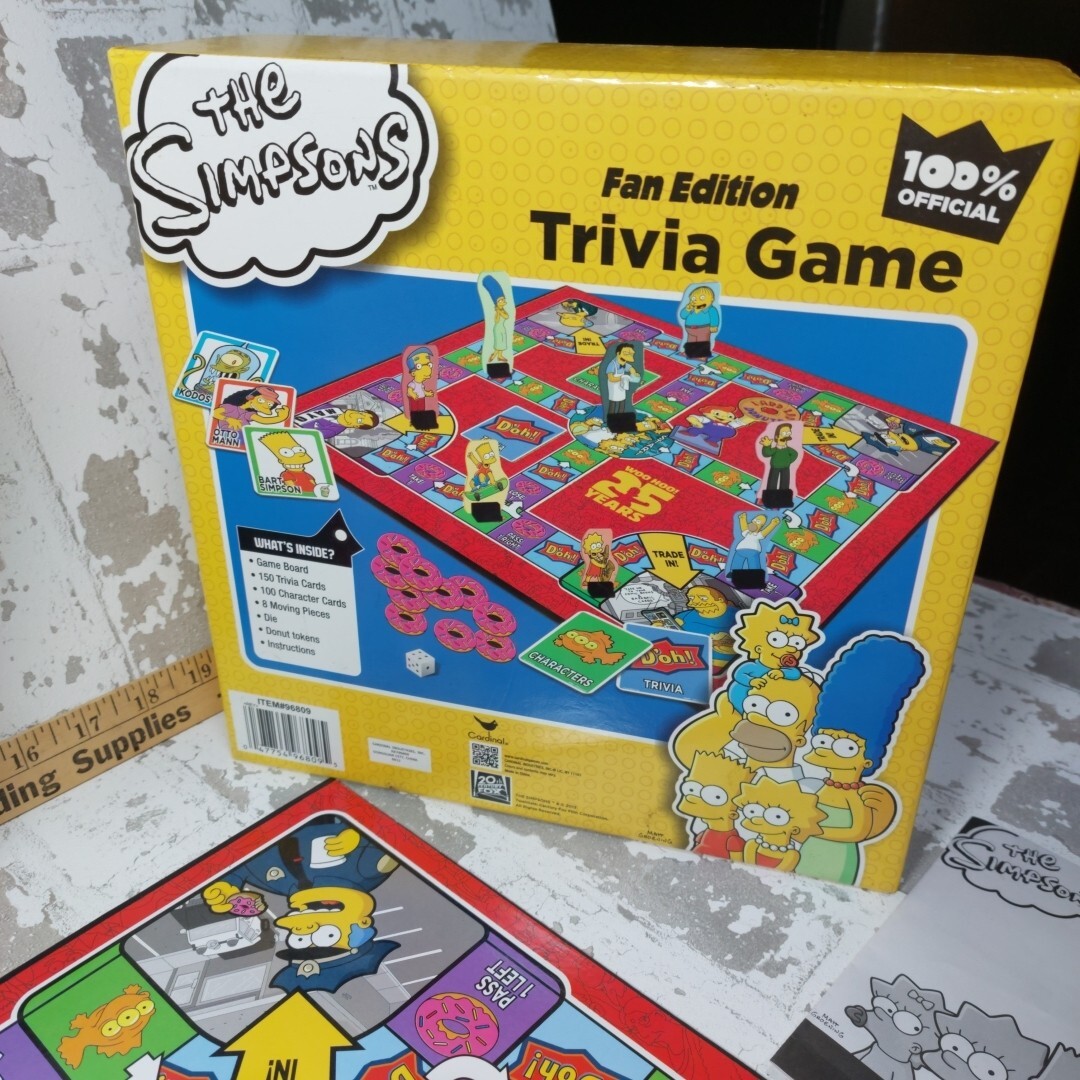 The Simpsons Fan Edition 25th Anniversary Trivia Board Game Complete 2013