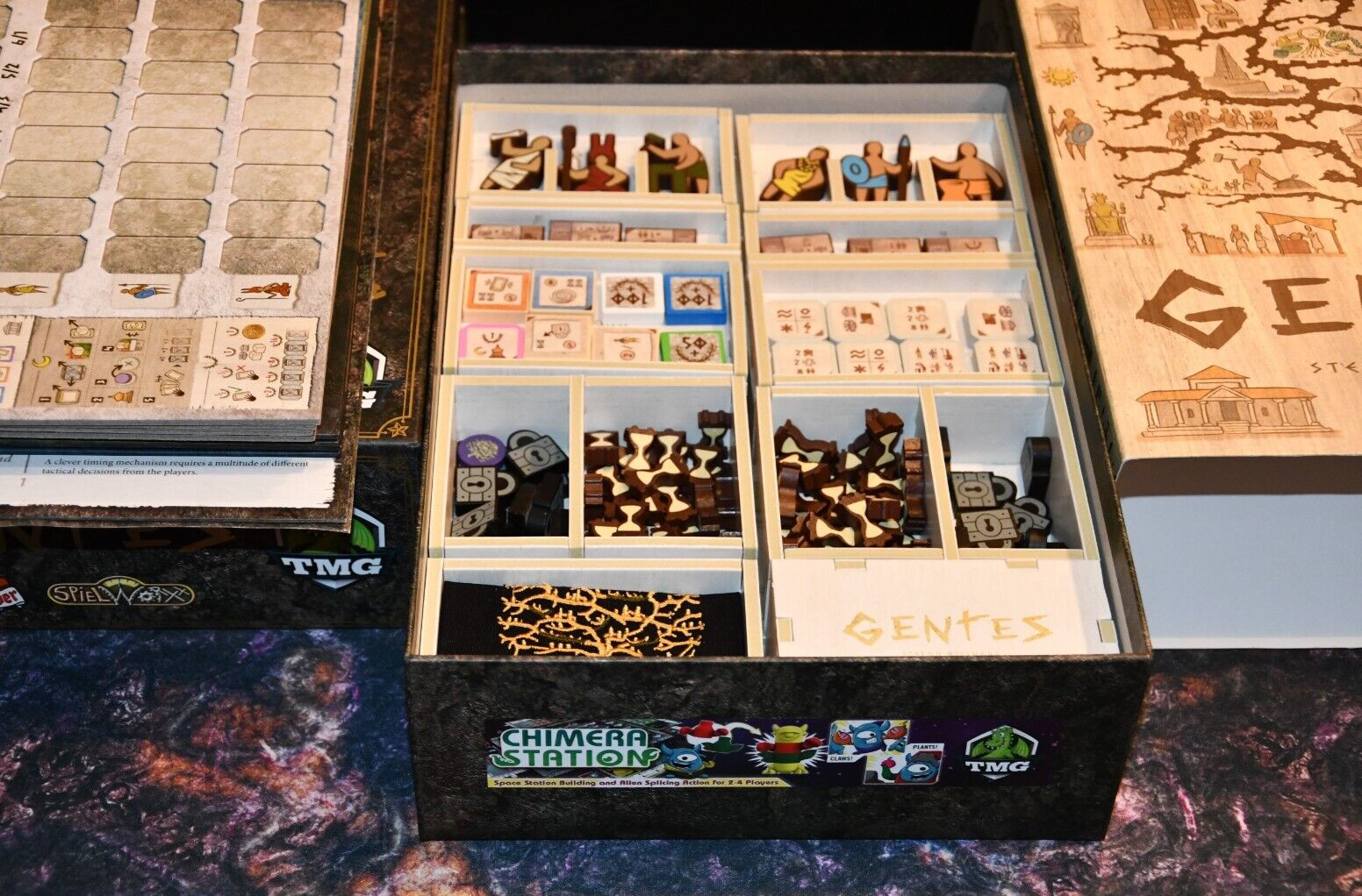GENTES Deluxe Version Kickstarter Board Game w/Organizer TMG VG+