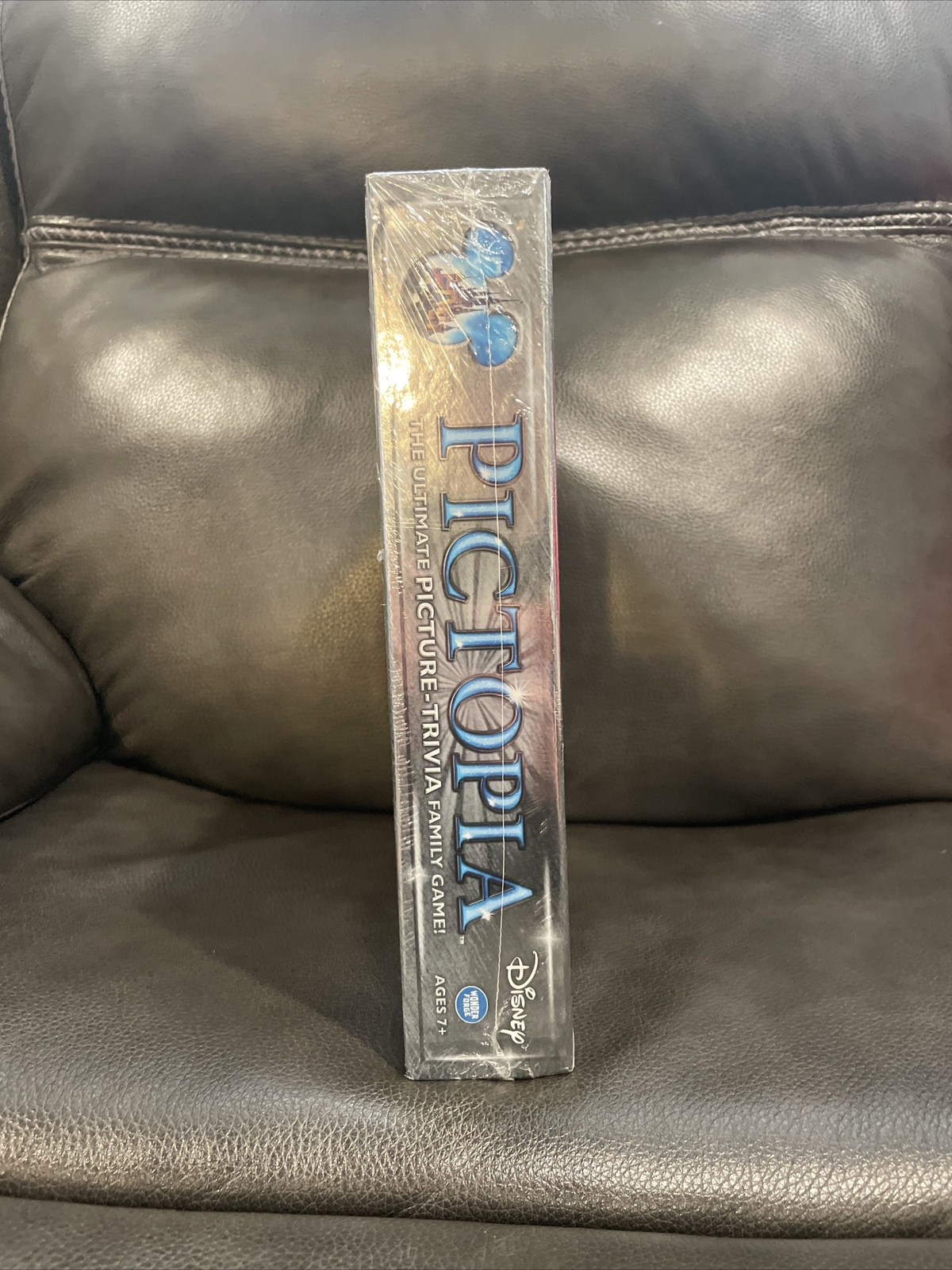NEW Pictopia Disney The Ultimate PICTURE TRIVIA Family Game SEALED