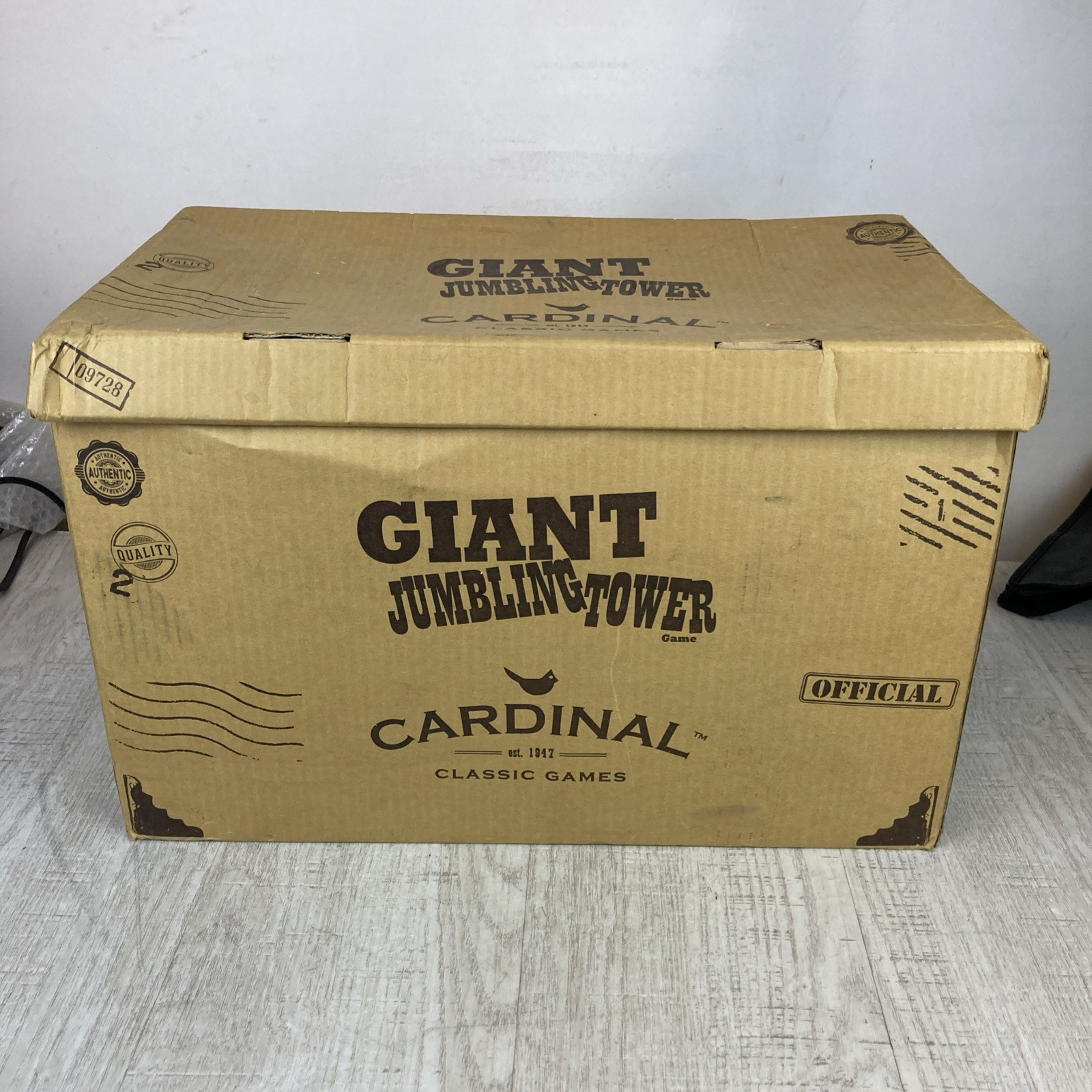 Cardinal Games Giant Jumbling Tower
