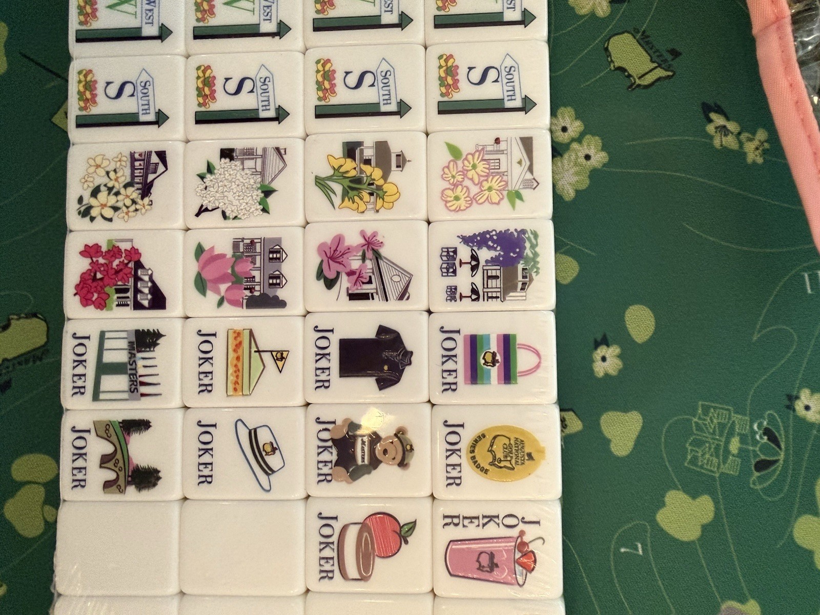 Masters Mah Jongg Complete Tile Game Set w/ Jokers, Racks & Carrying Case
