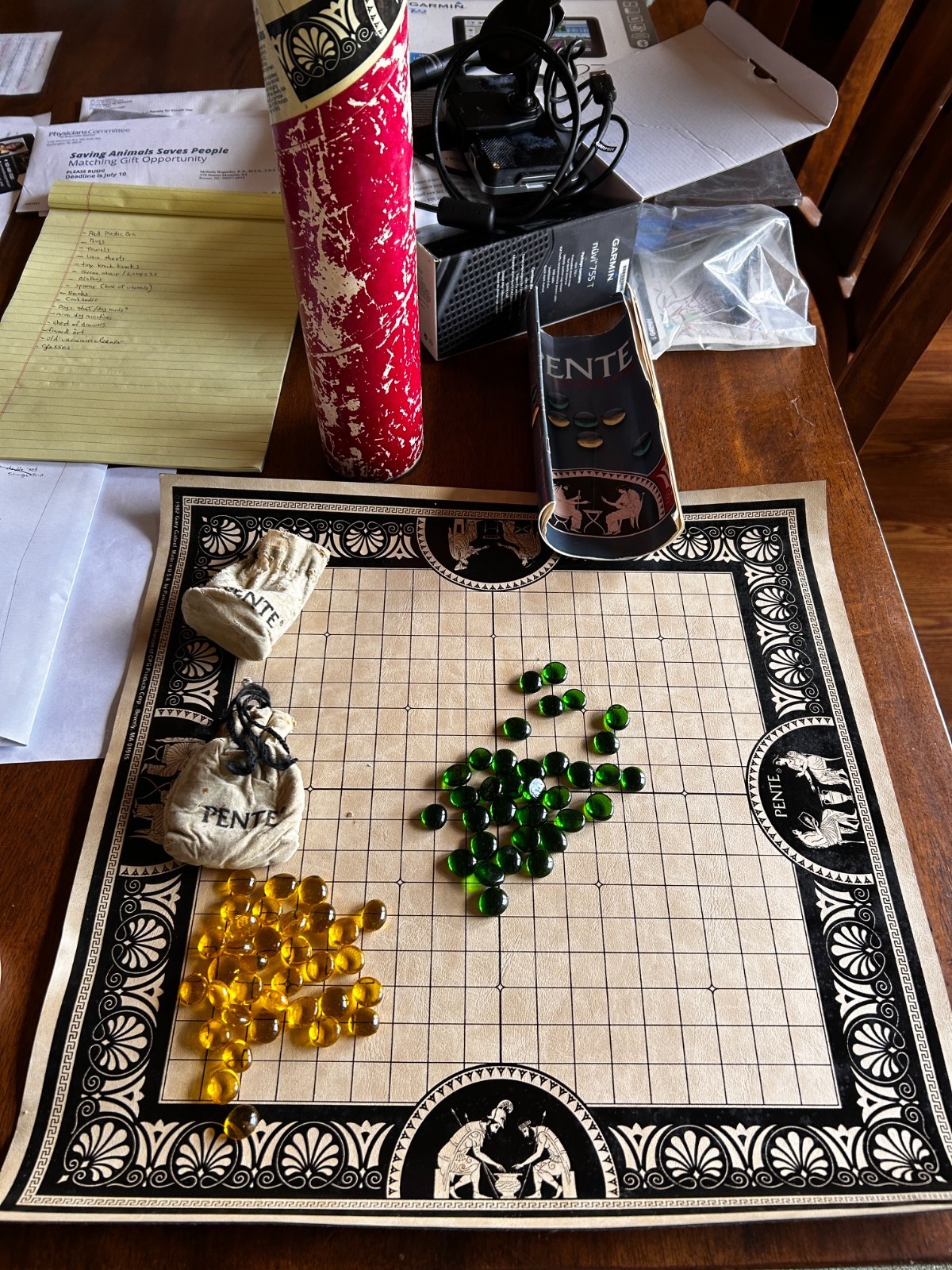PENTE Strategy Game, Black Tube w/ Roll up Board Purple & Clear Stones 1982